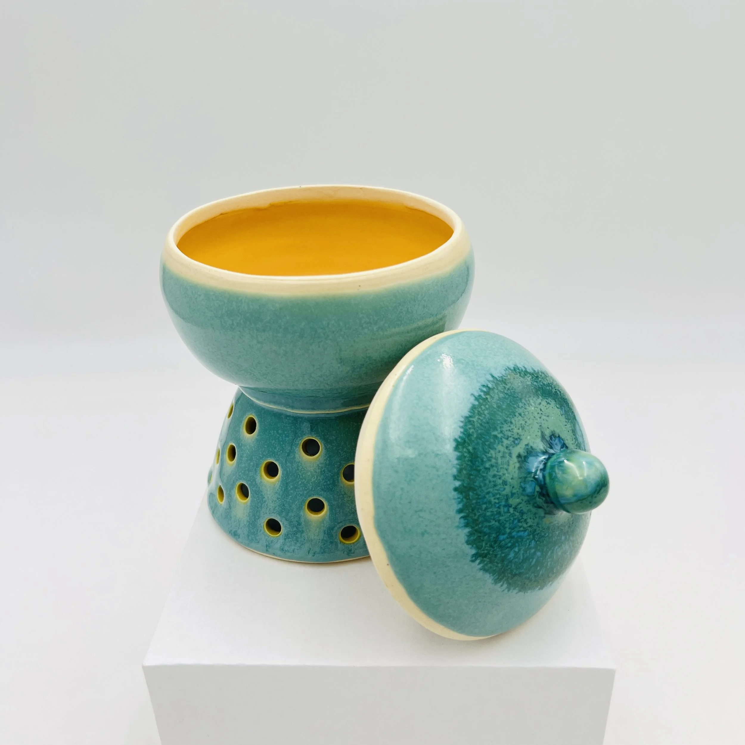  ceramic jar with lid, blue and yellow
