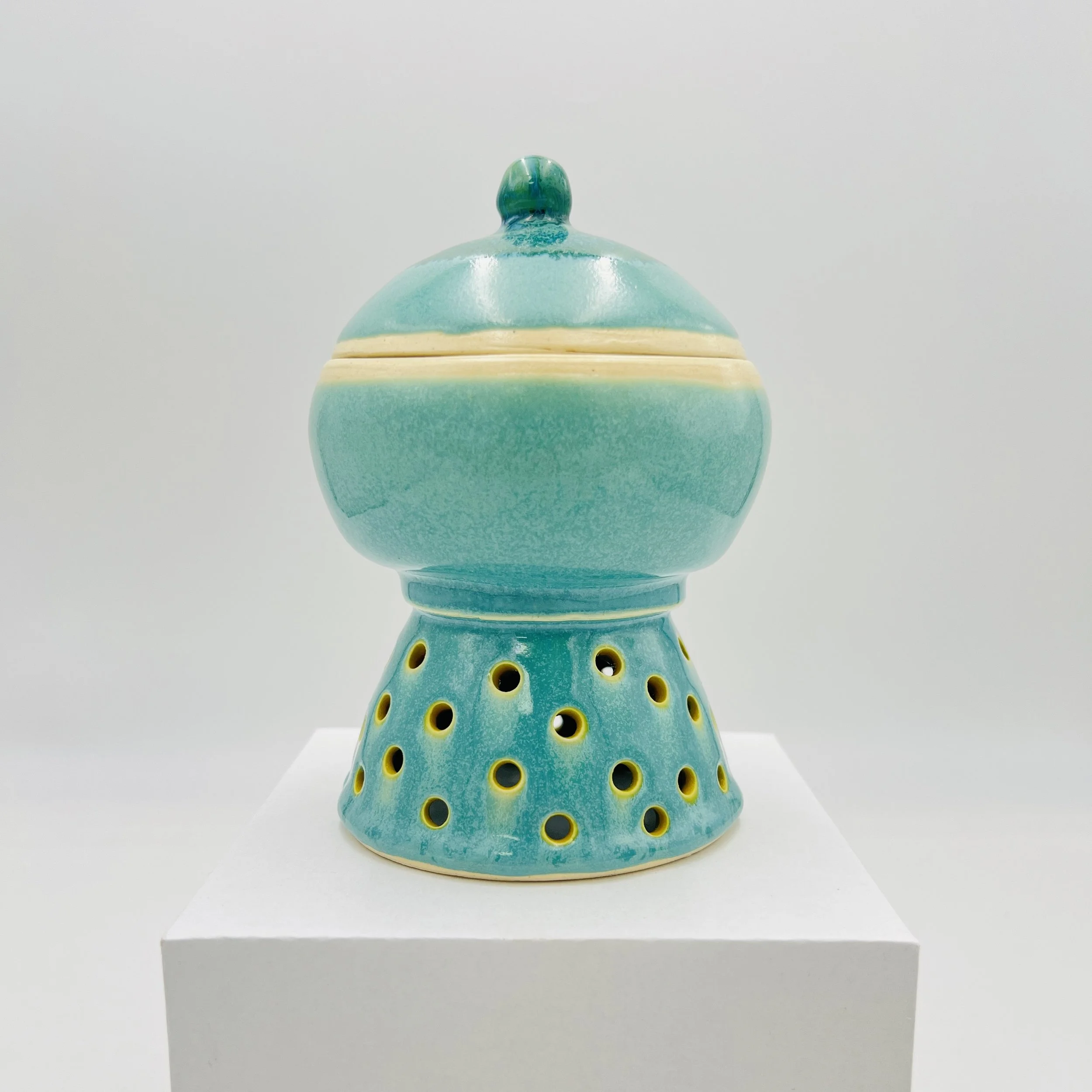  turquoise lidded ceramic jar