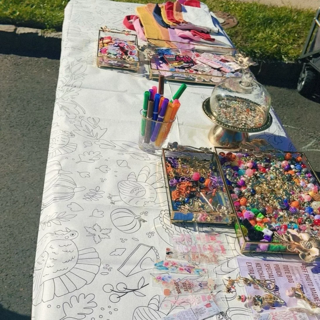🍂🎃 Seasonal crafts make every experience extra special! ✨

At The Offline Experience, we love bringing creativity to every season! 🍁 At Fallpalooza in Springfield NJ, we brought the fall vibes with a variety of fun Fall &amp; Halloween-themed craf