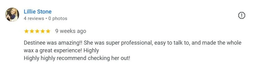 Screenshot of a glowing online review for Destinee, praising her professionalism and excellent service.