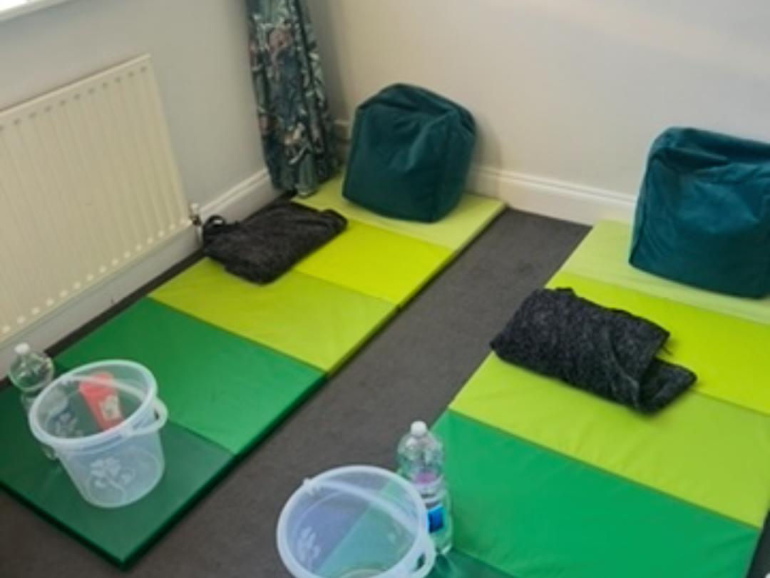 Kambo ceremony room prepared for a fertility boost session at The Kambo Clinic for Fertility.