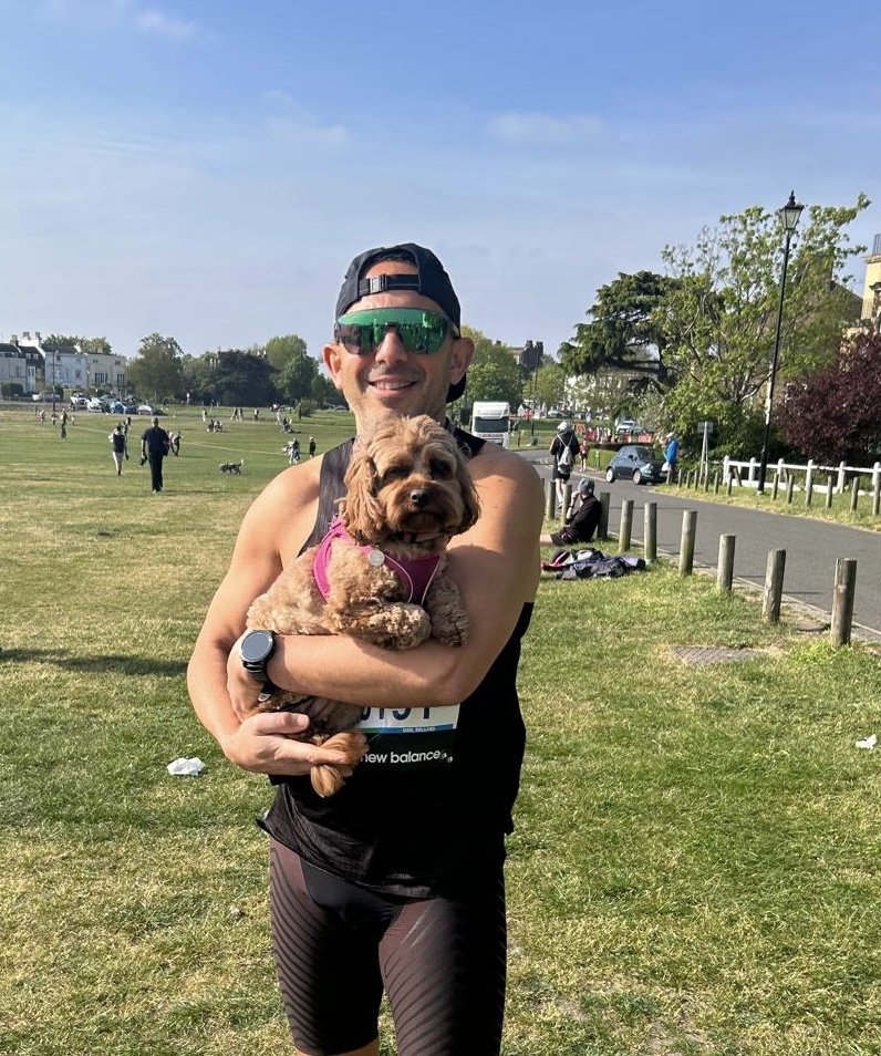 Stel Marcou, marathon runner and founder of Kinesis Performance at the start of London Marathon