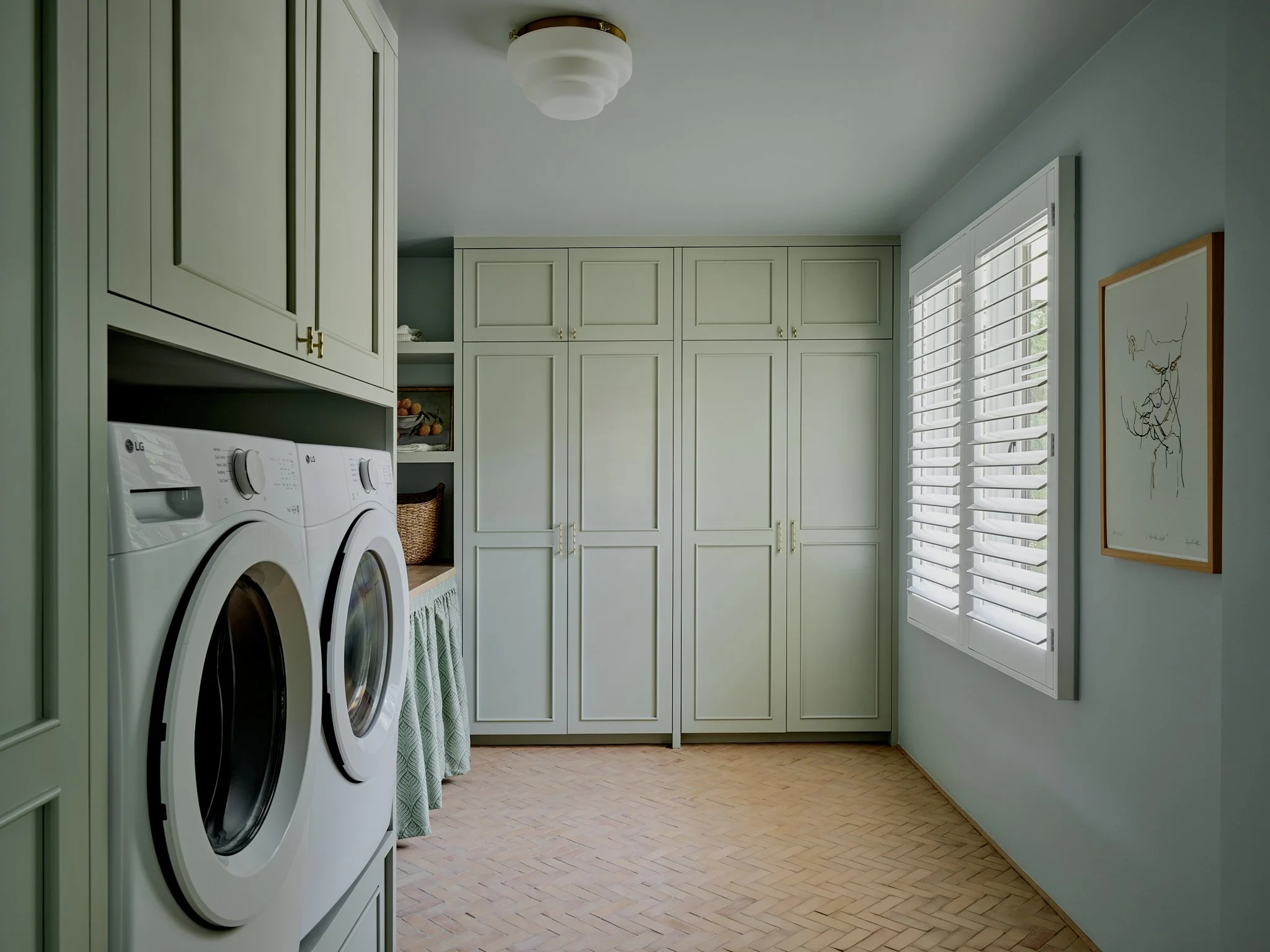 20260511_HH_Mandeville_Laundry Wide 1.jpg