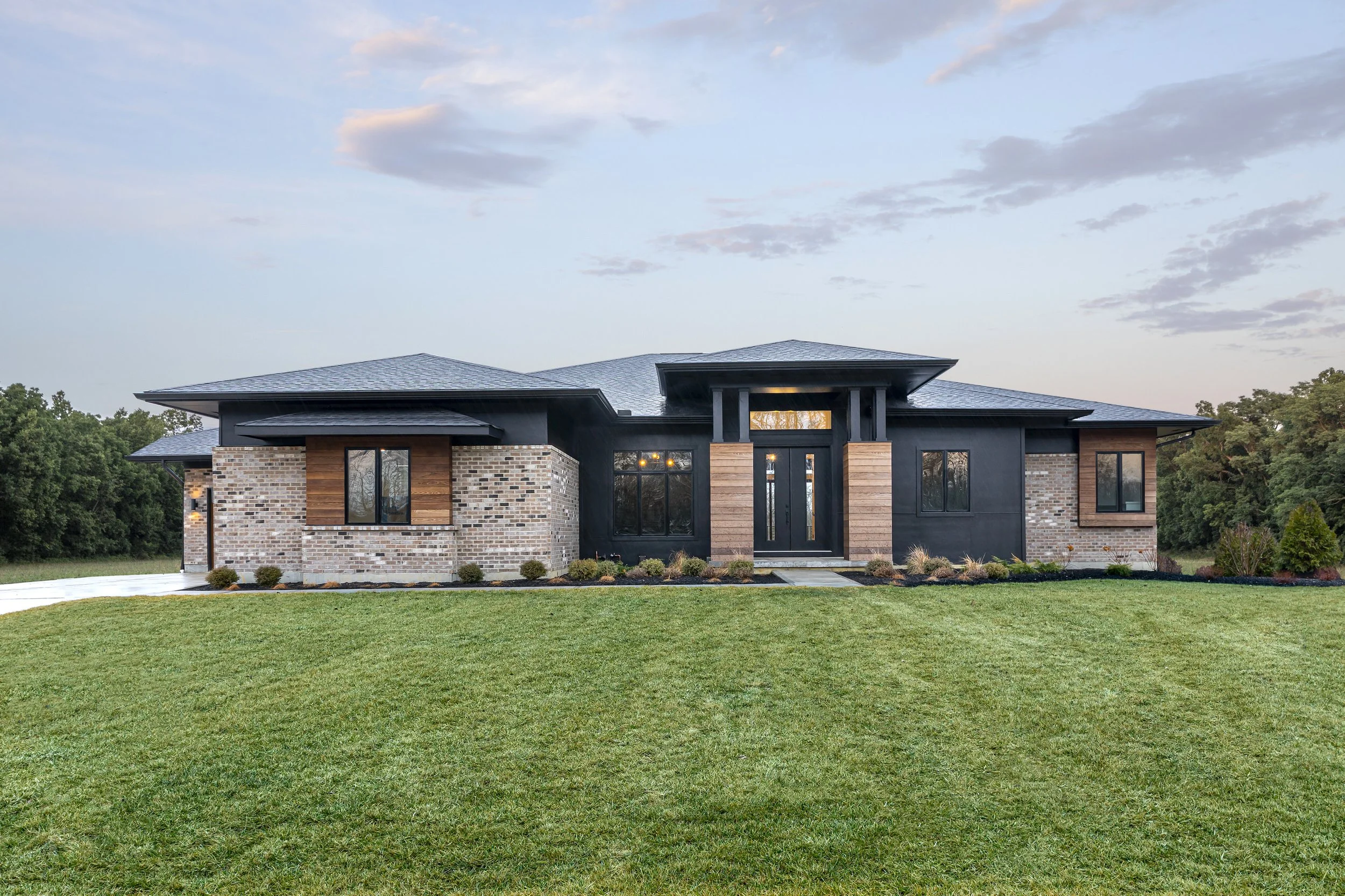 Parkside Modern Retreat (Customhomes)