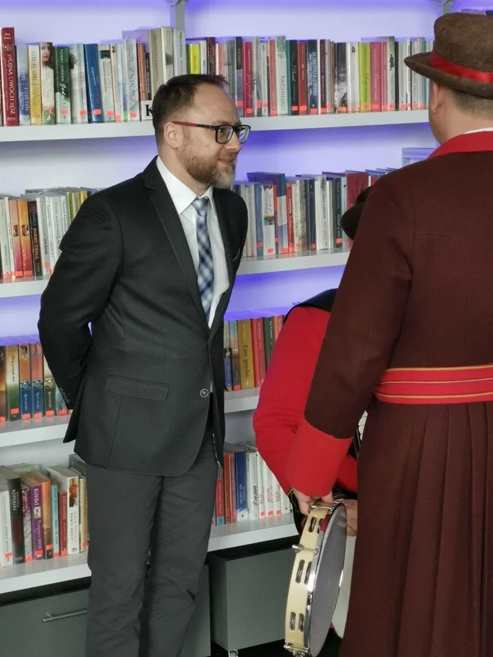 ~2019Poland.emcee.jpg.tmp.jpg