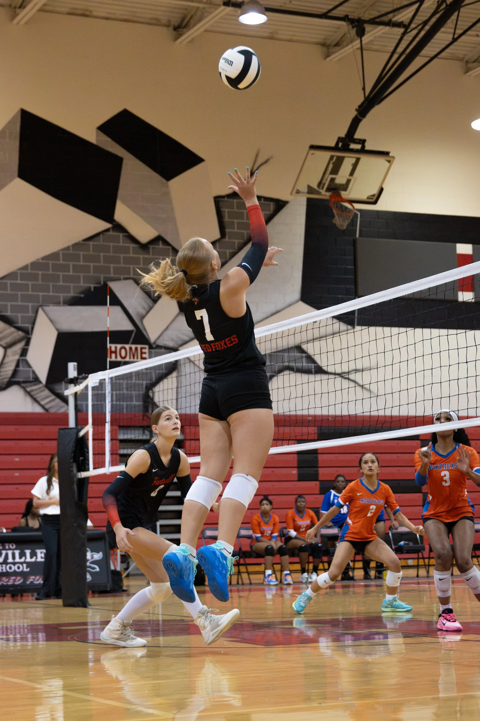 HHSvball8-14-35.jpg