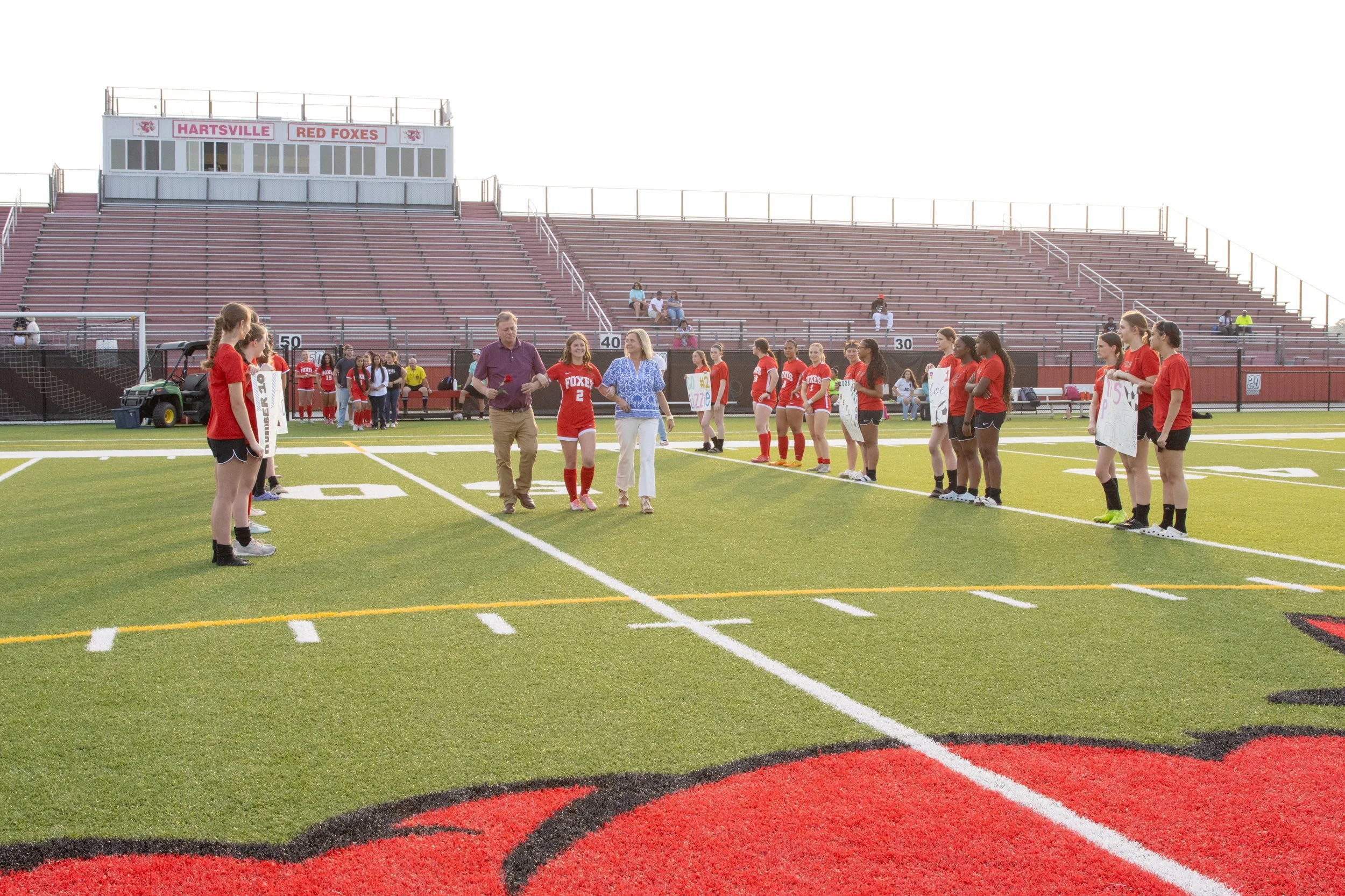 SeniorNight26-16.jpg