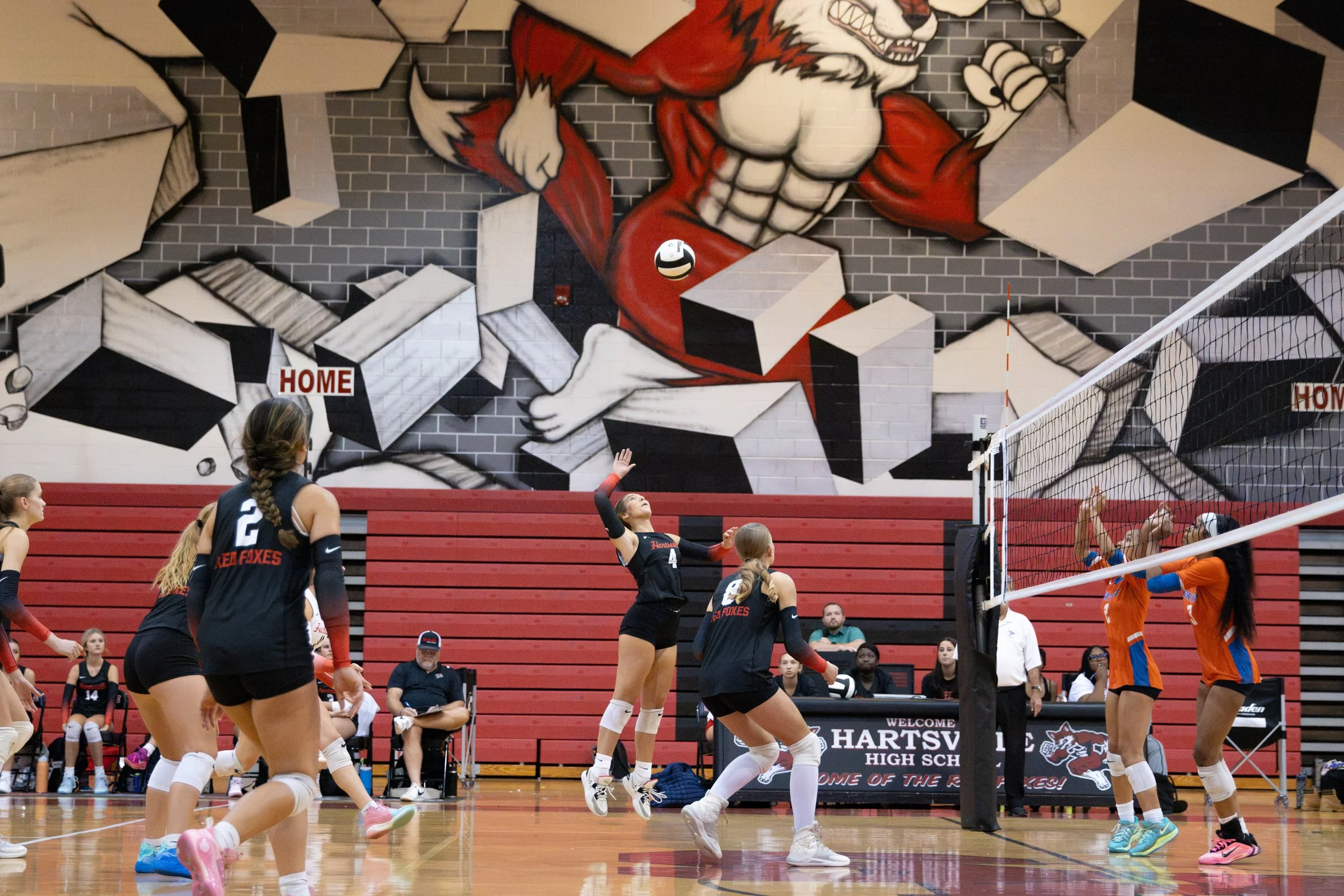 HHSvball8-14-160.jpg