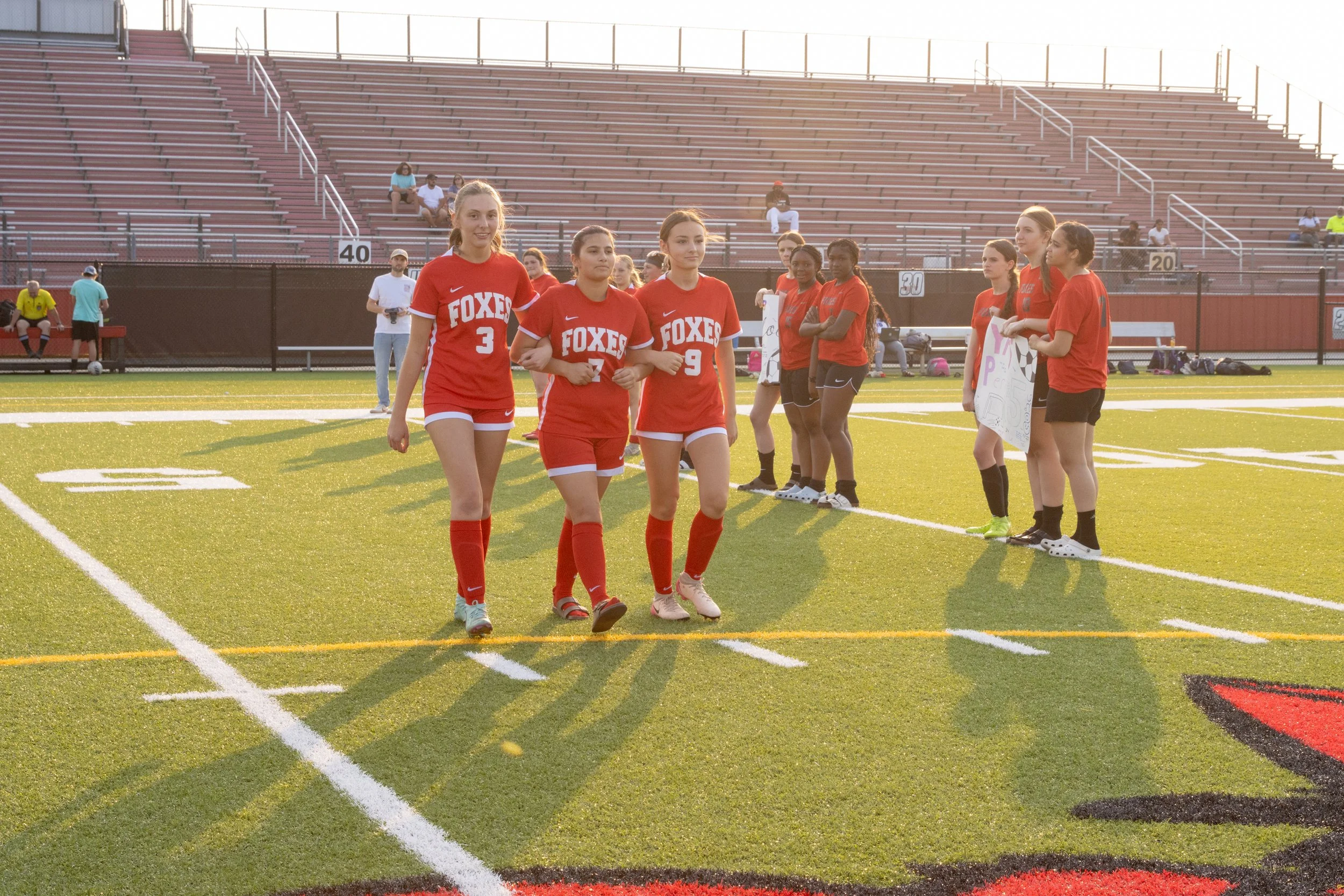 SeniorNight26-75.jpg
