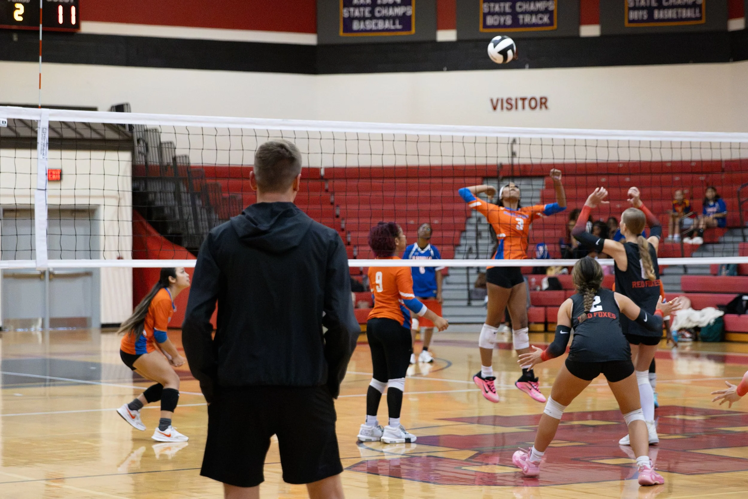 HHSvball8-14-114.jpg