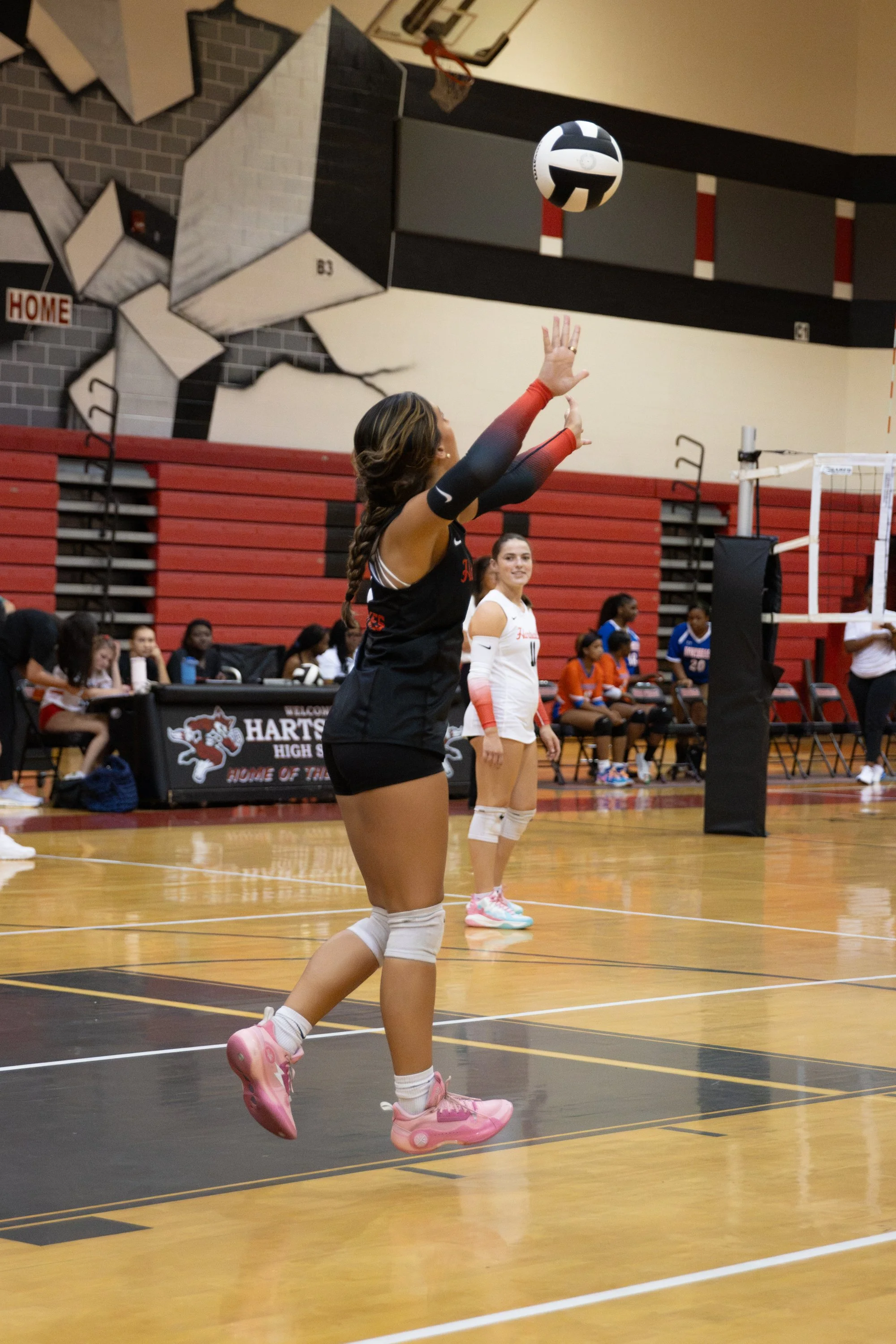 HHSvball8-14-14.jpg