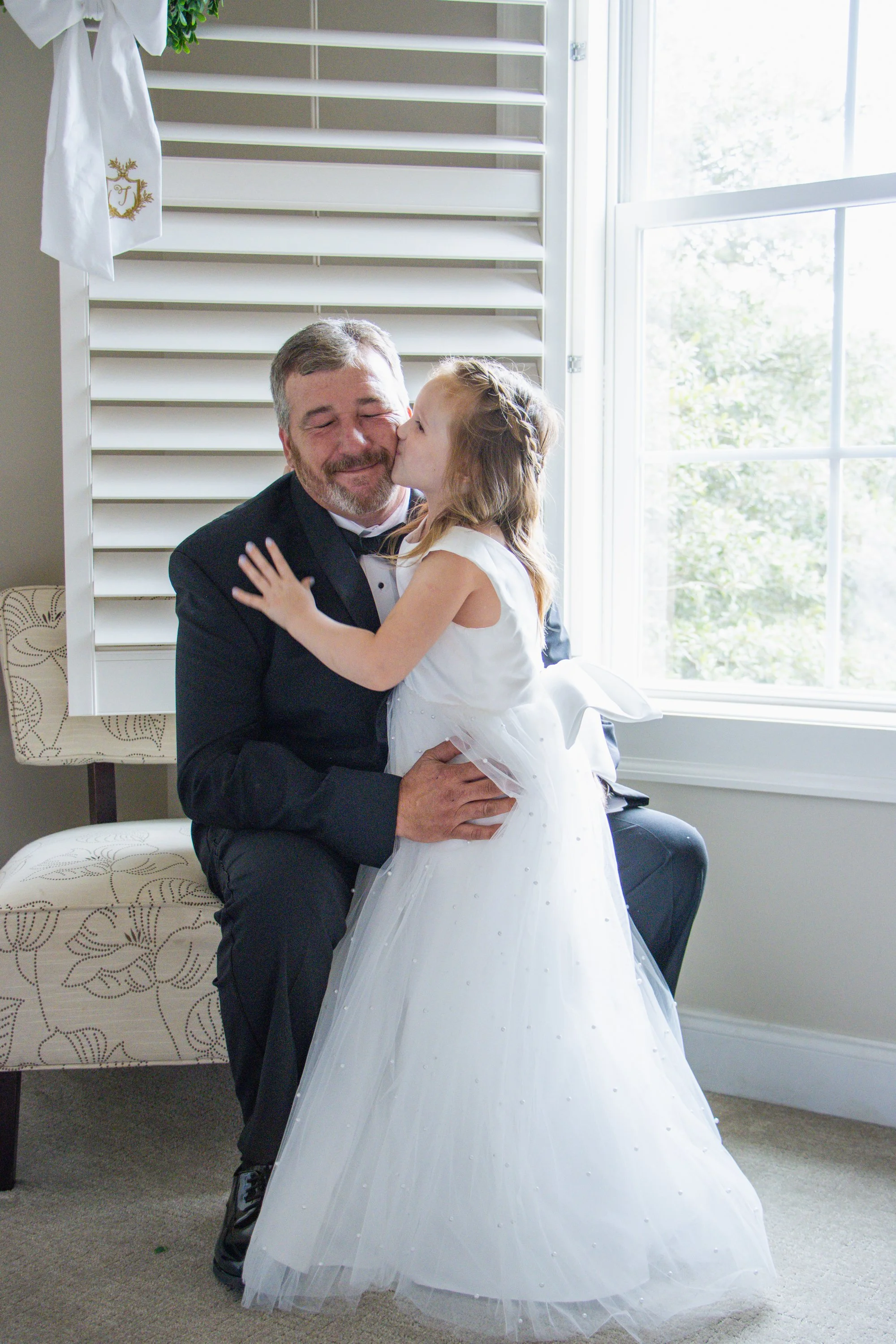 TealWeddingPt1-122.jpg
