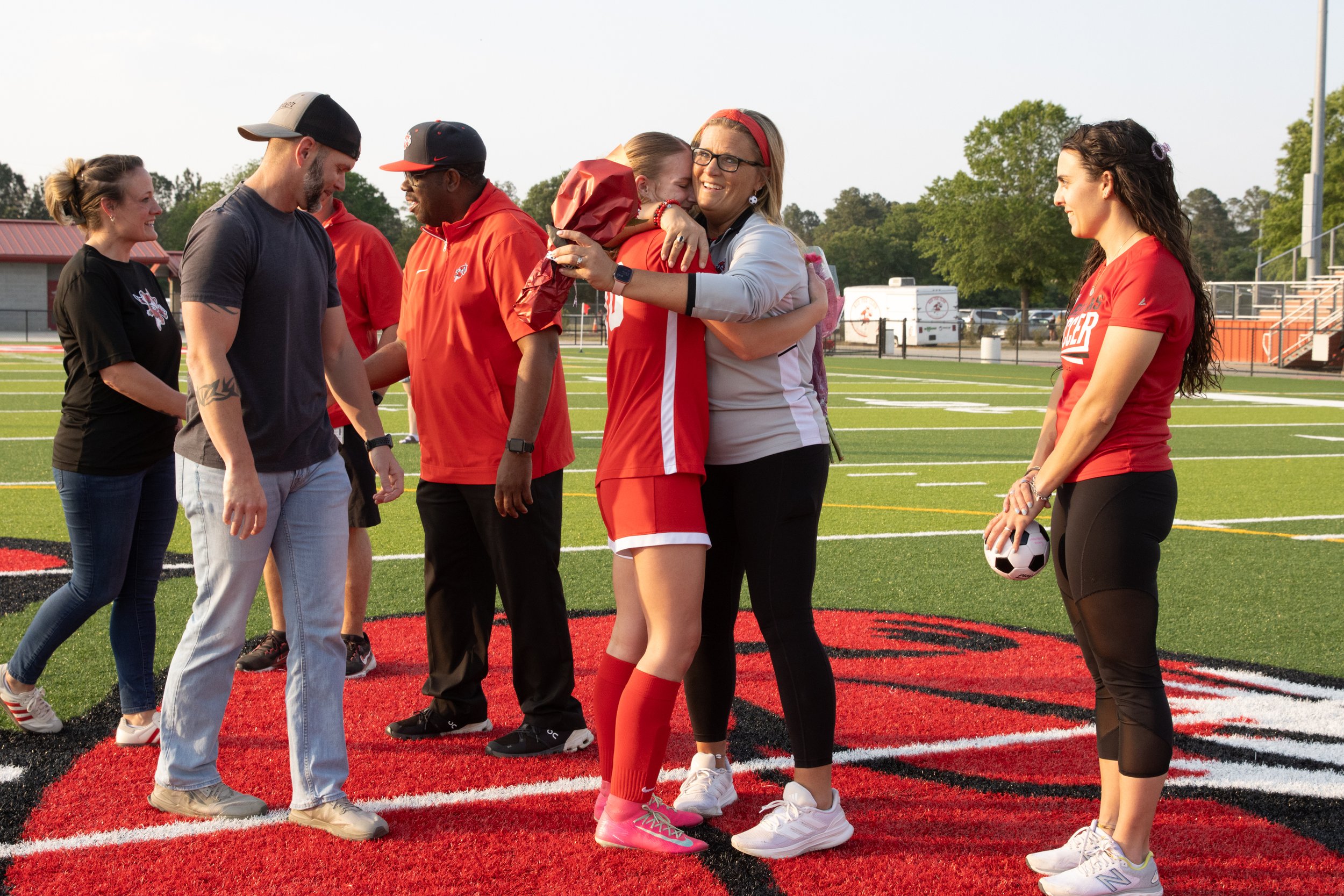 SeniorNight26-41.jpg