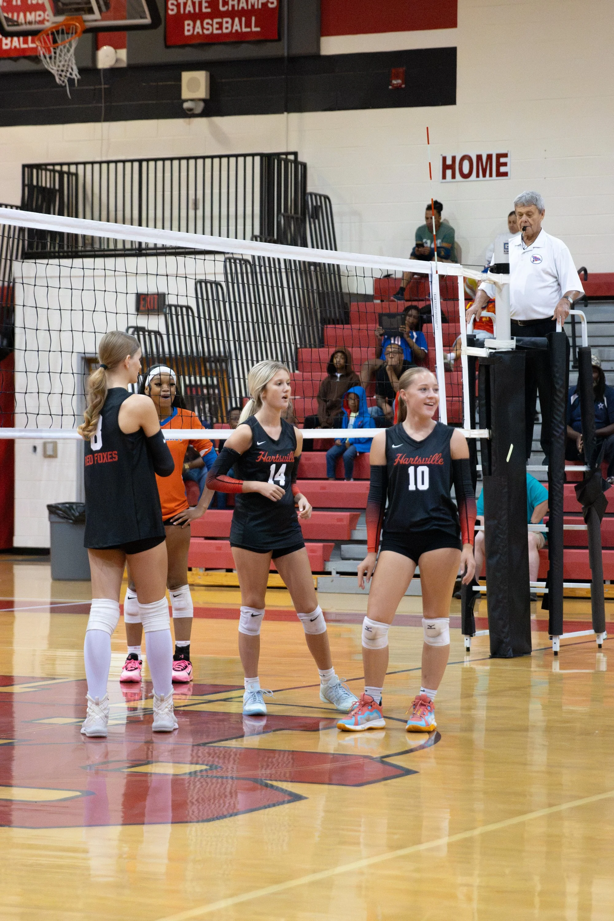 HHSvball8-14-264.jpg