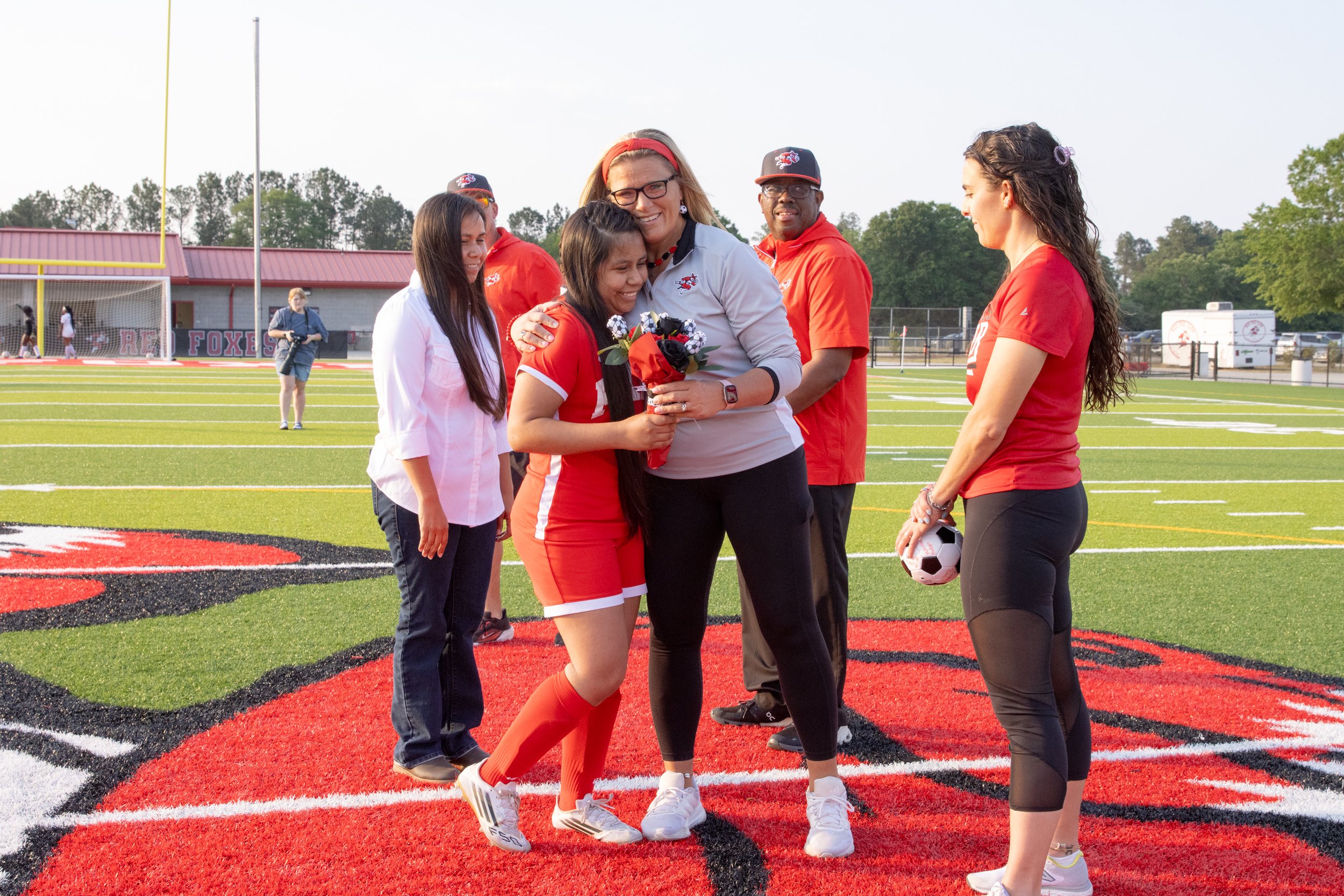 SeniorNight26-32.jpg