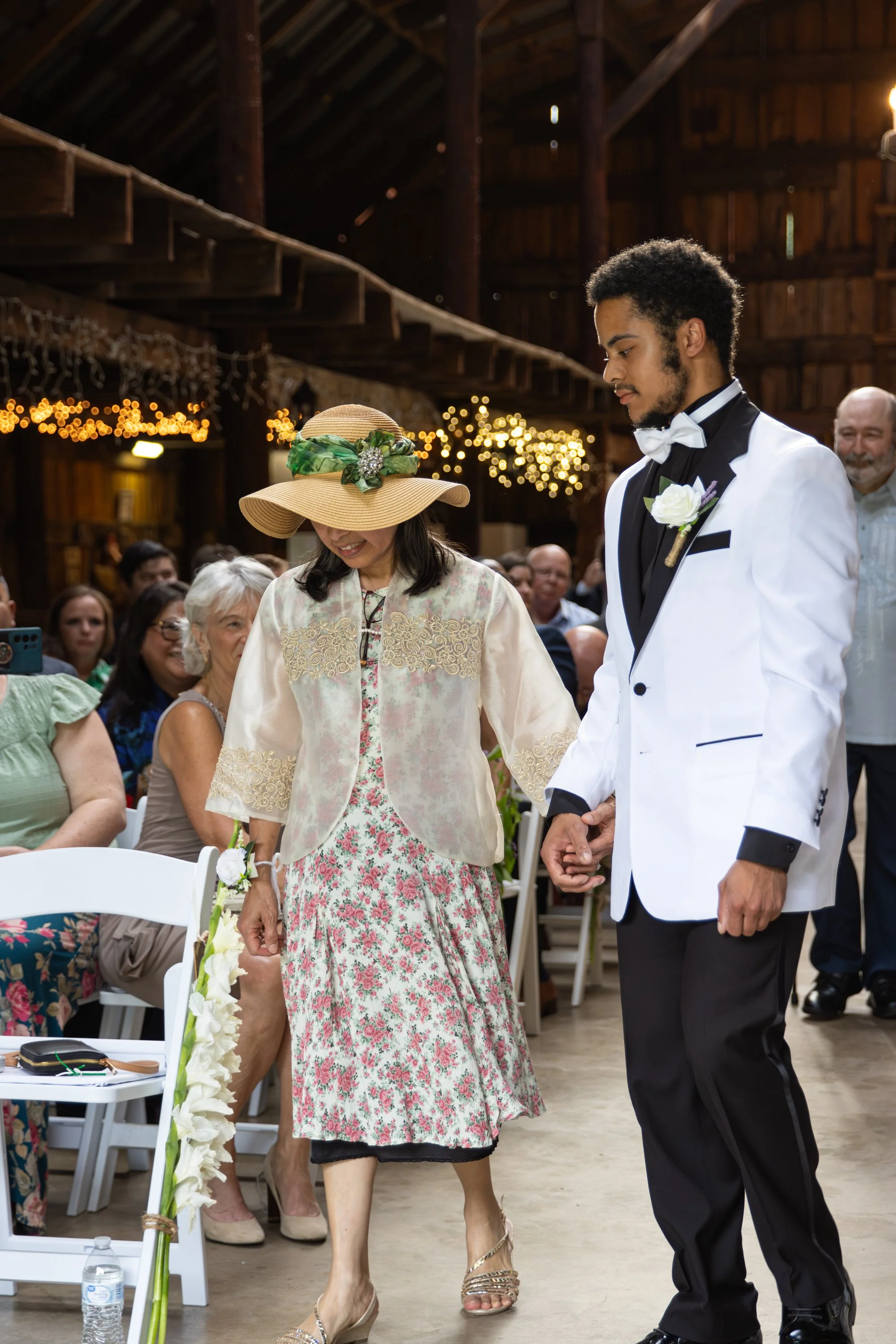 LinderWedding25-15.jpg