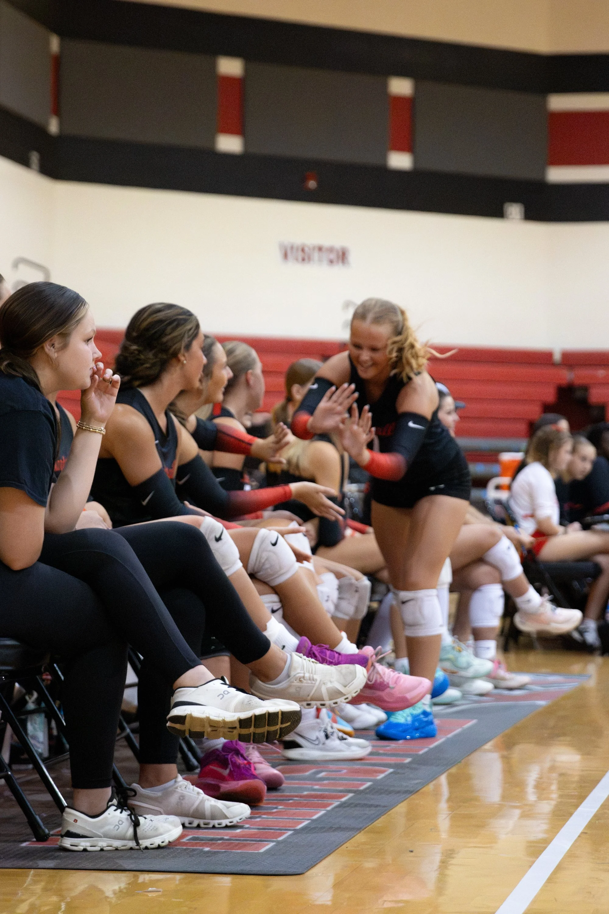 HHSvball8-14-243.jpg