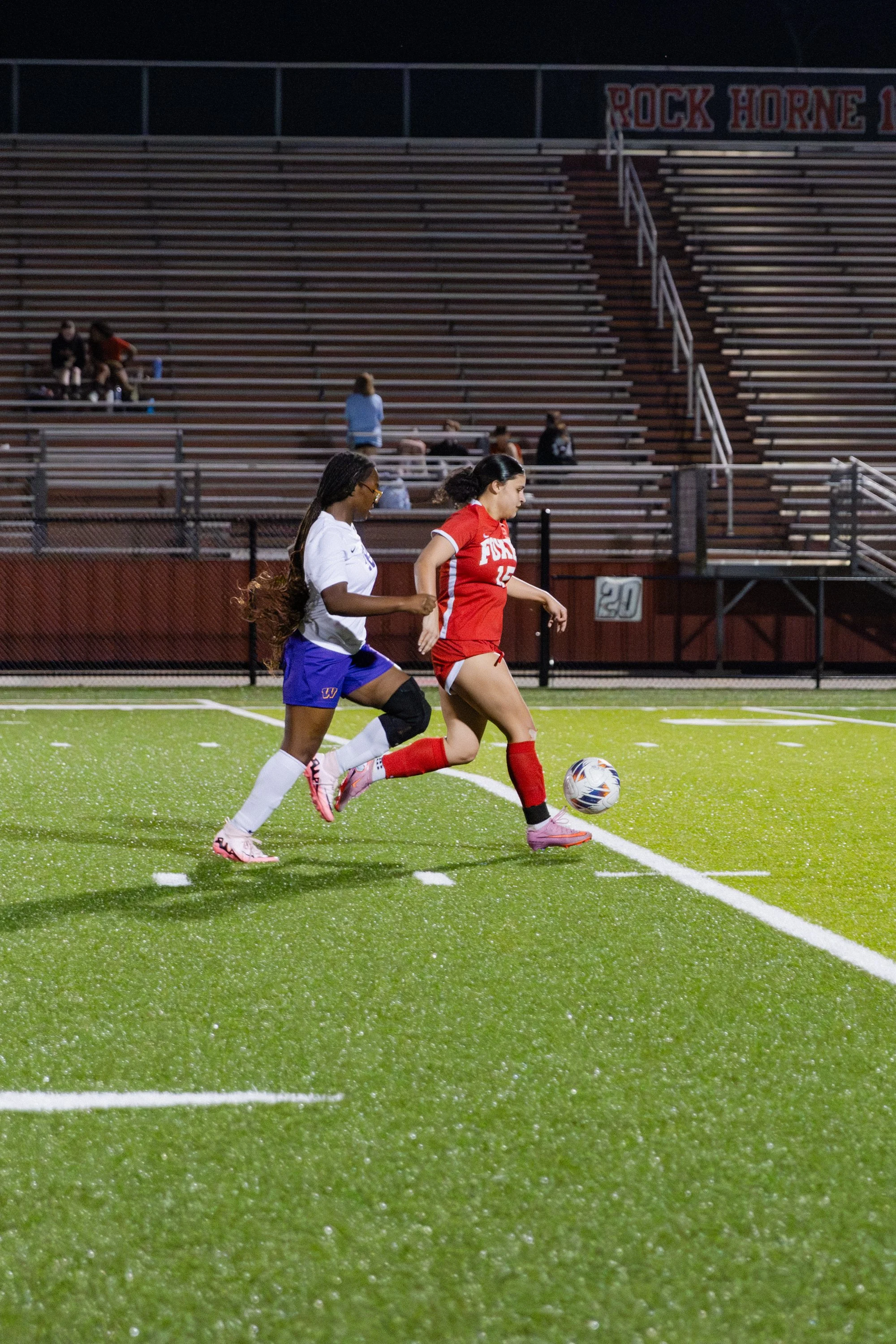 3-10V-186.jpg