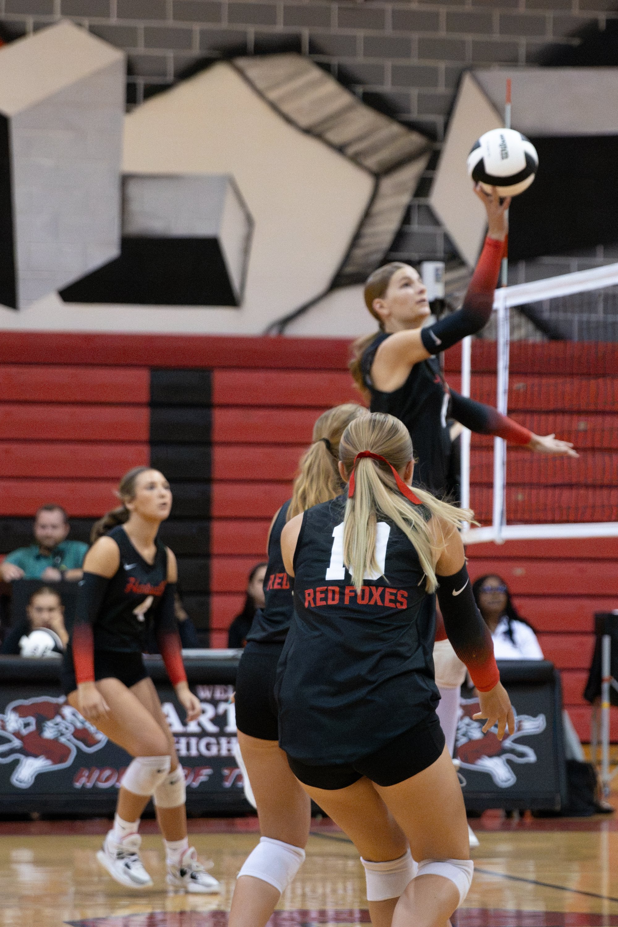 HHSvball8-14-218.jpg