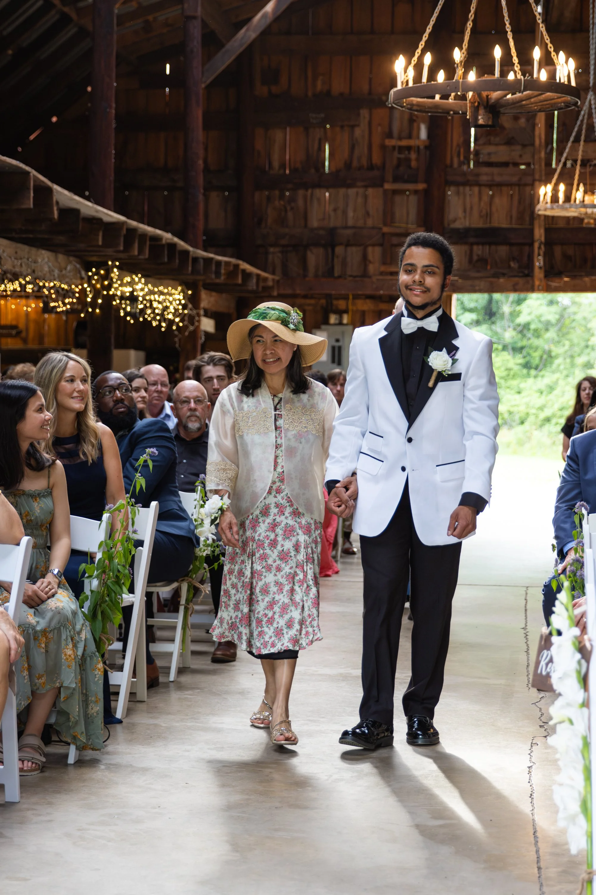 LinderWedding25-14.jpg