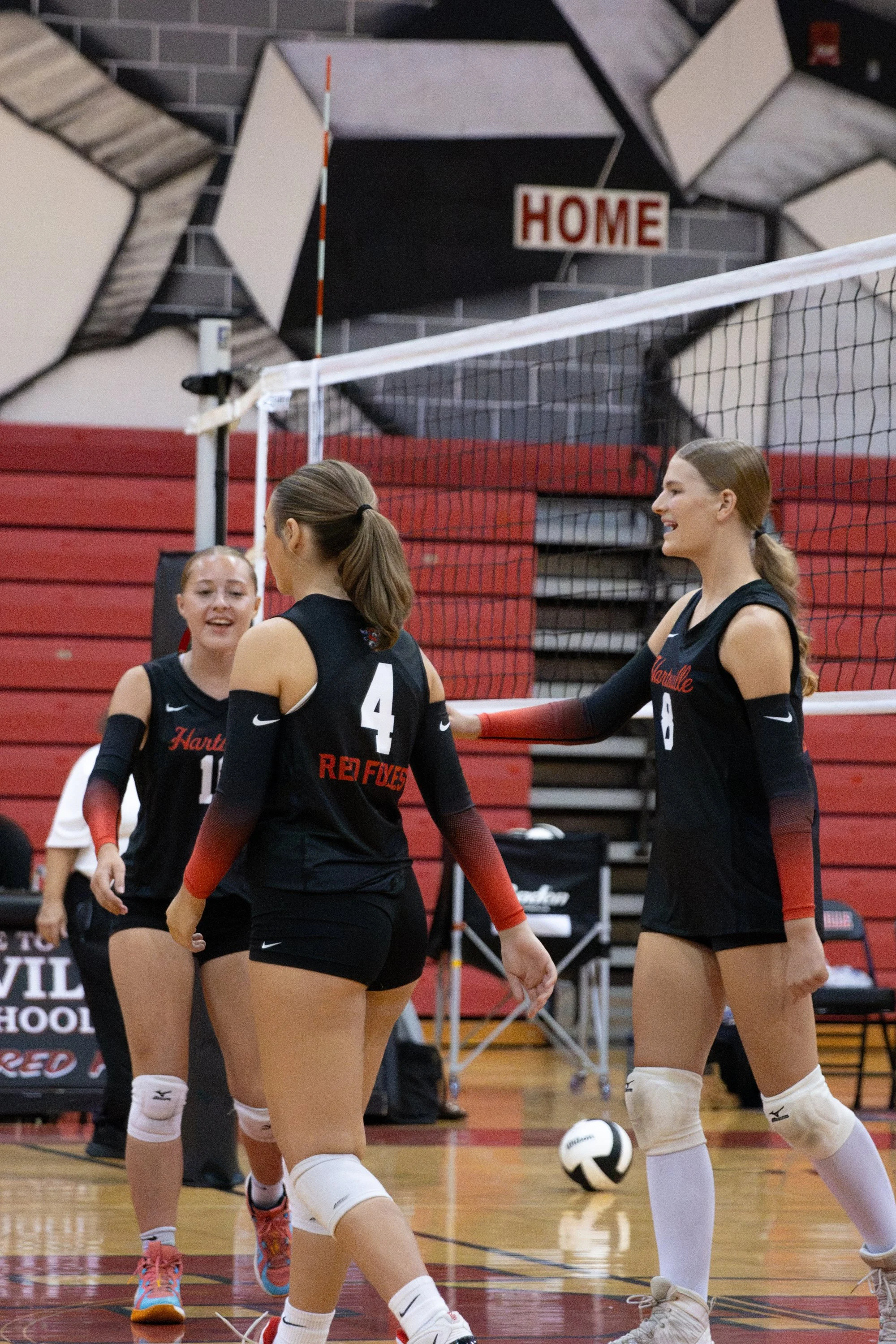 HHSvball8-14-219.jpg