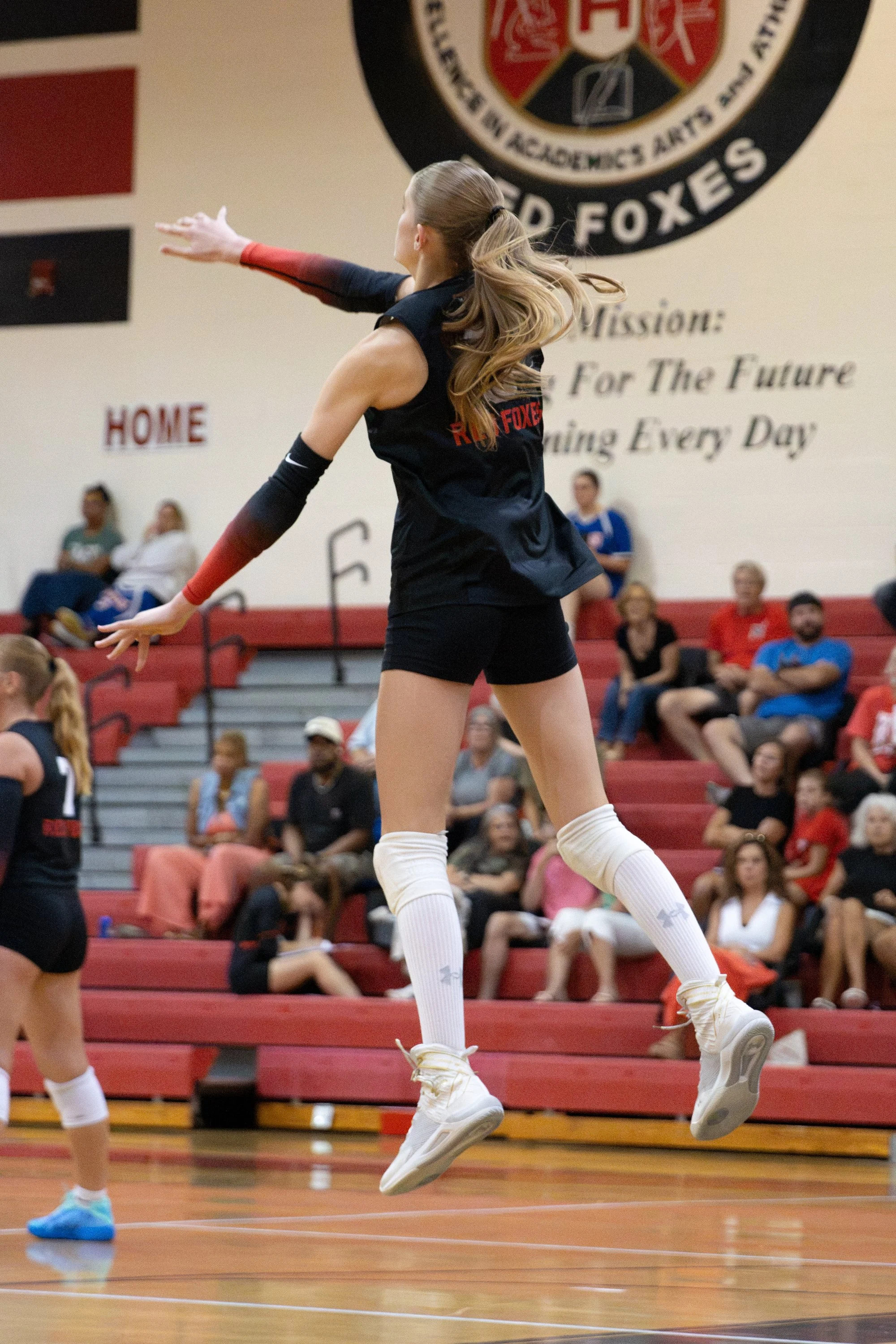 HHSvball8-14-75.jpg