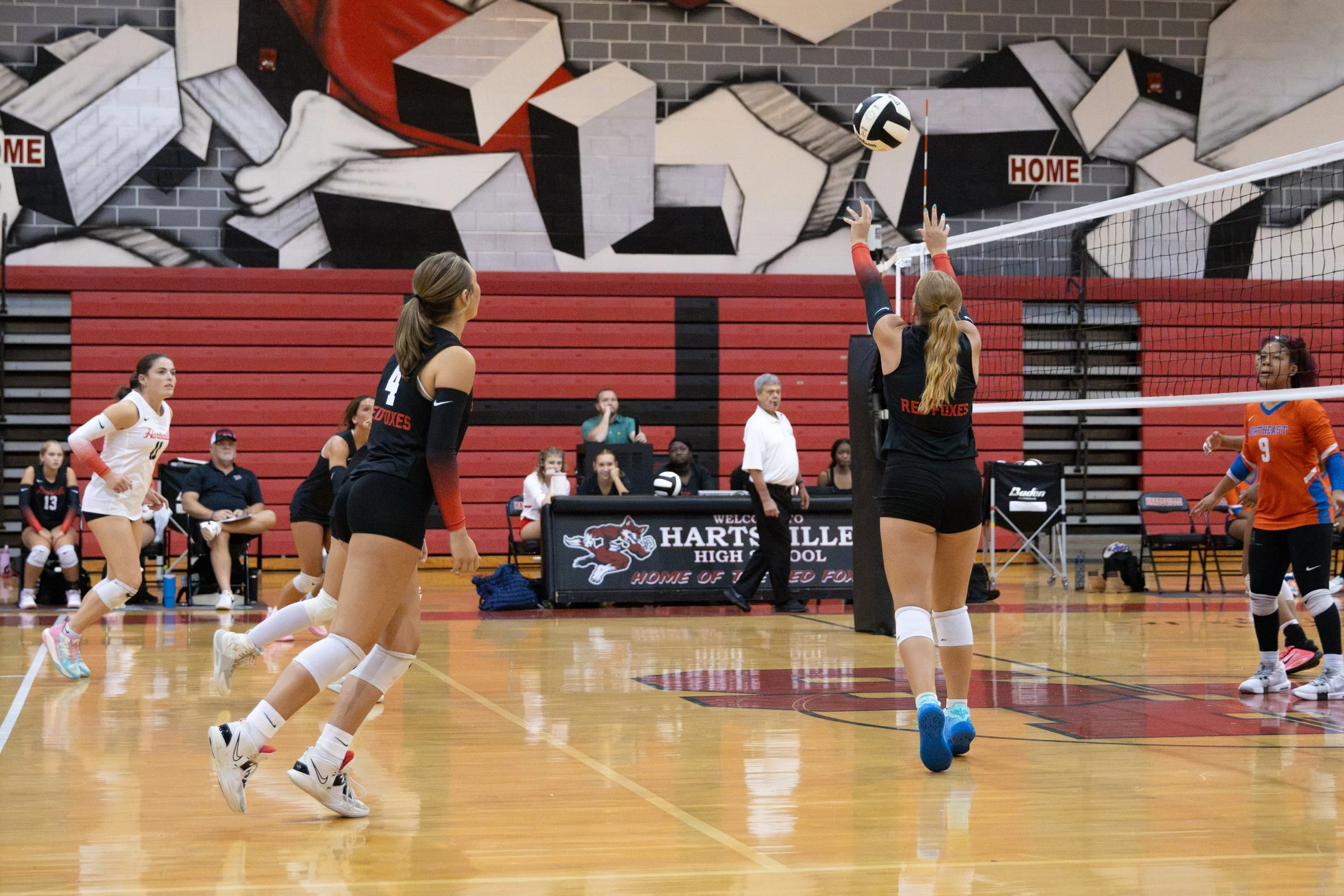 HHSvball8-14-154.jpg