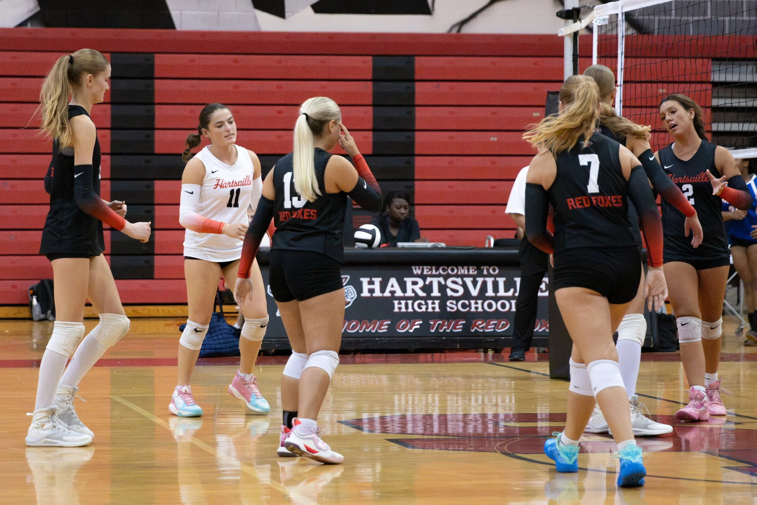 HHSvball8-14-142.jpg