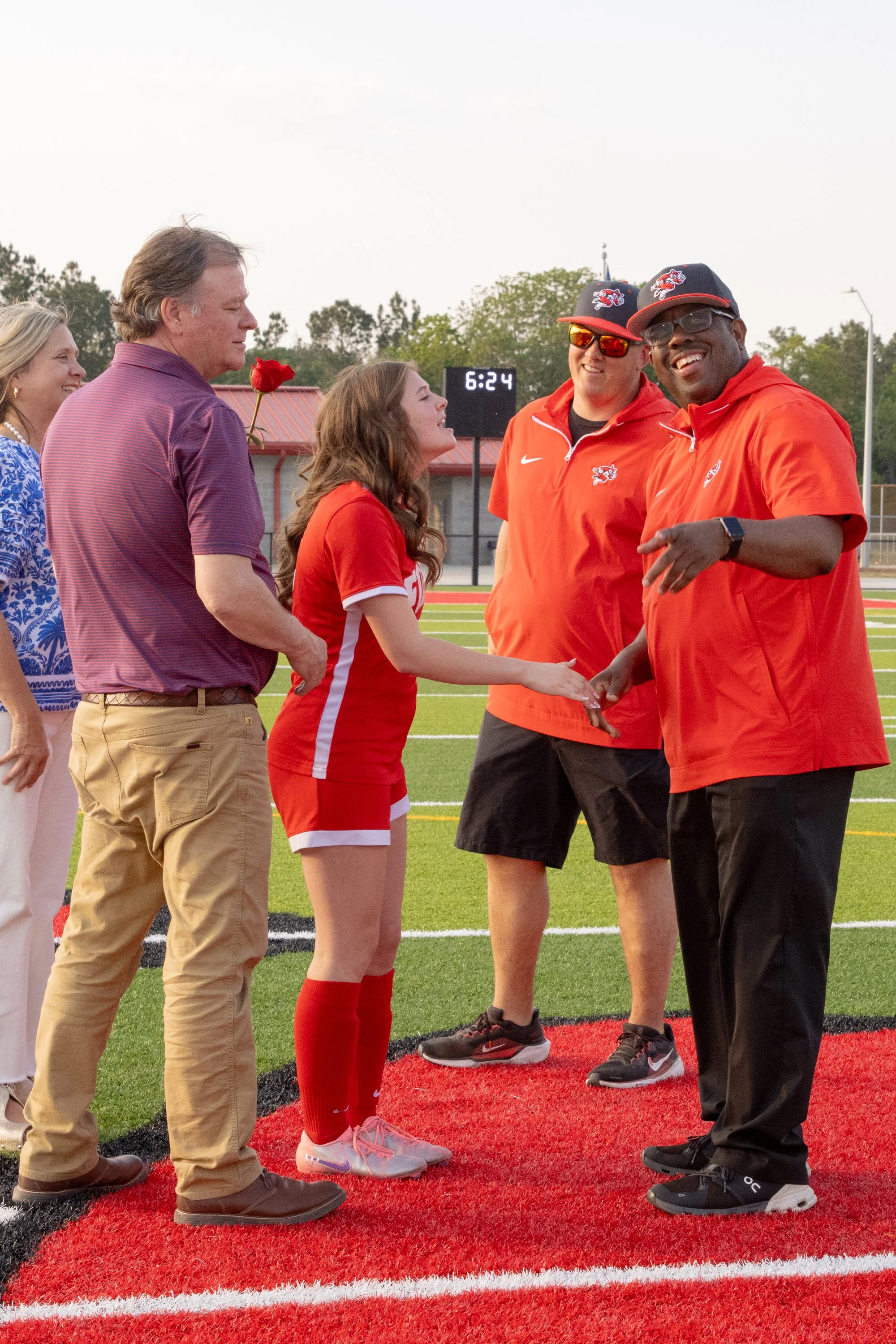 SeniorNight26-22.jpg