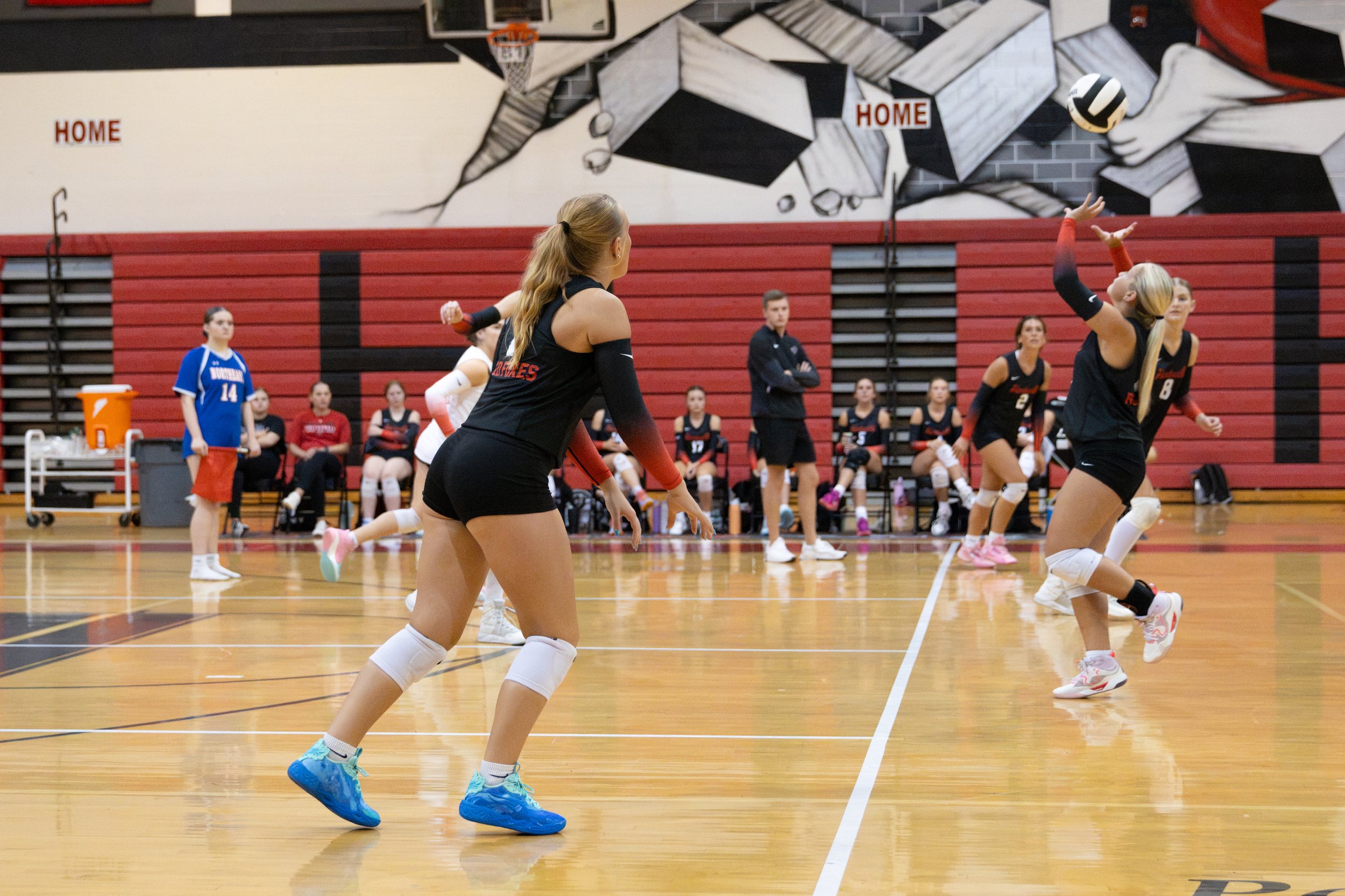 HHSvball8-14-146.jpg