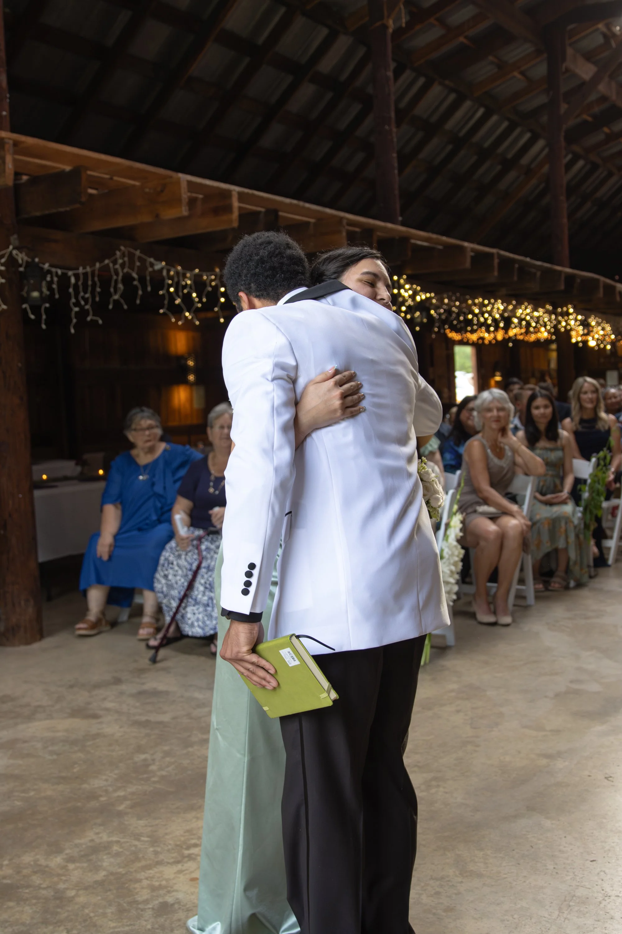 LinderWedding25-26.jpg