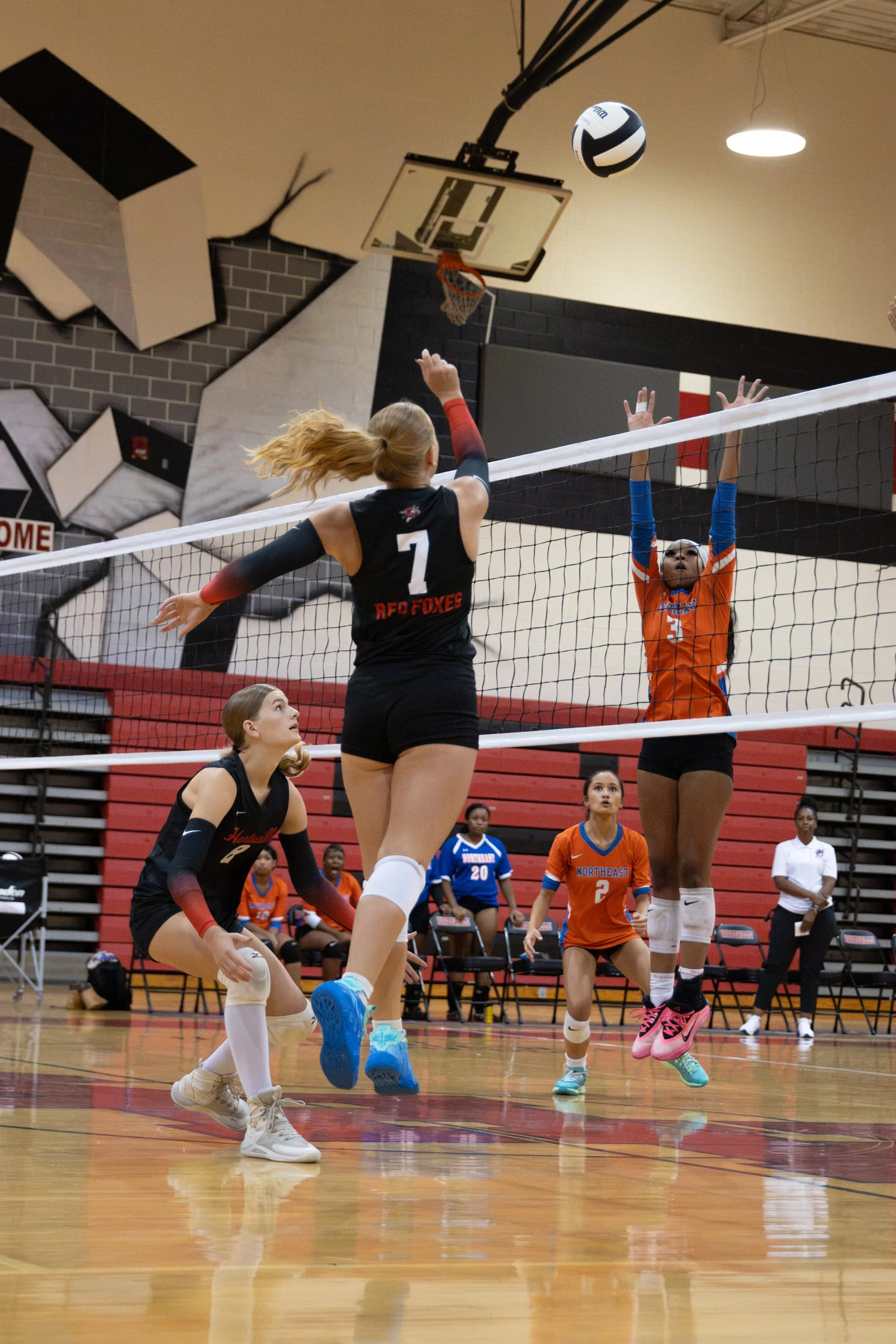 HHSvball8-14-36.jpg