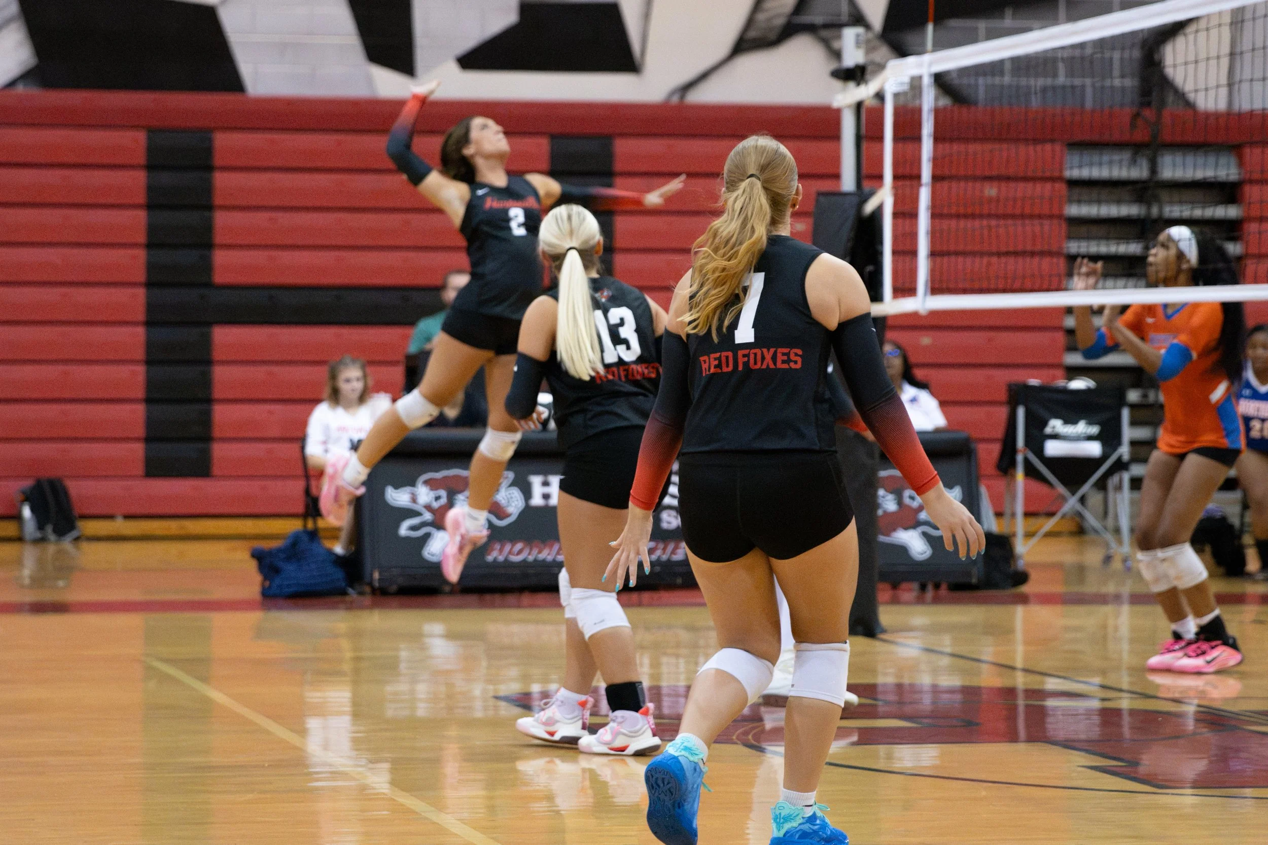 HHSvball8-14-141.jpg