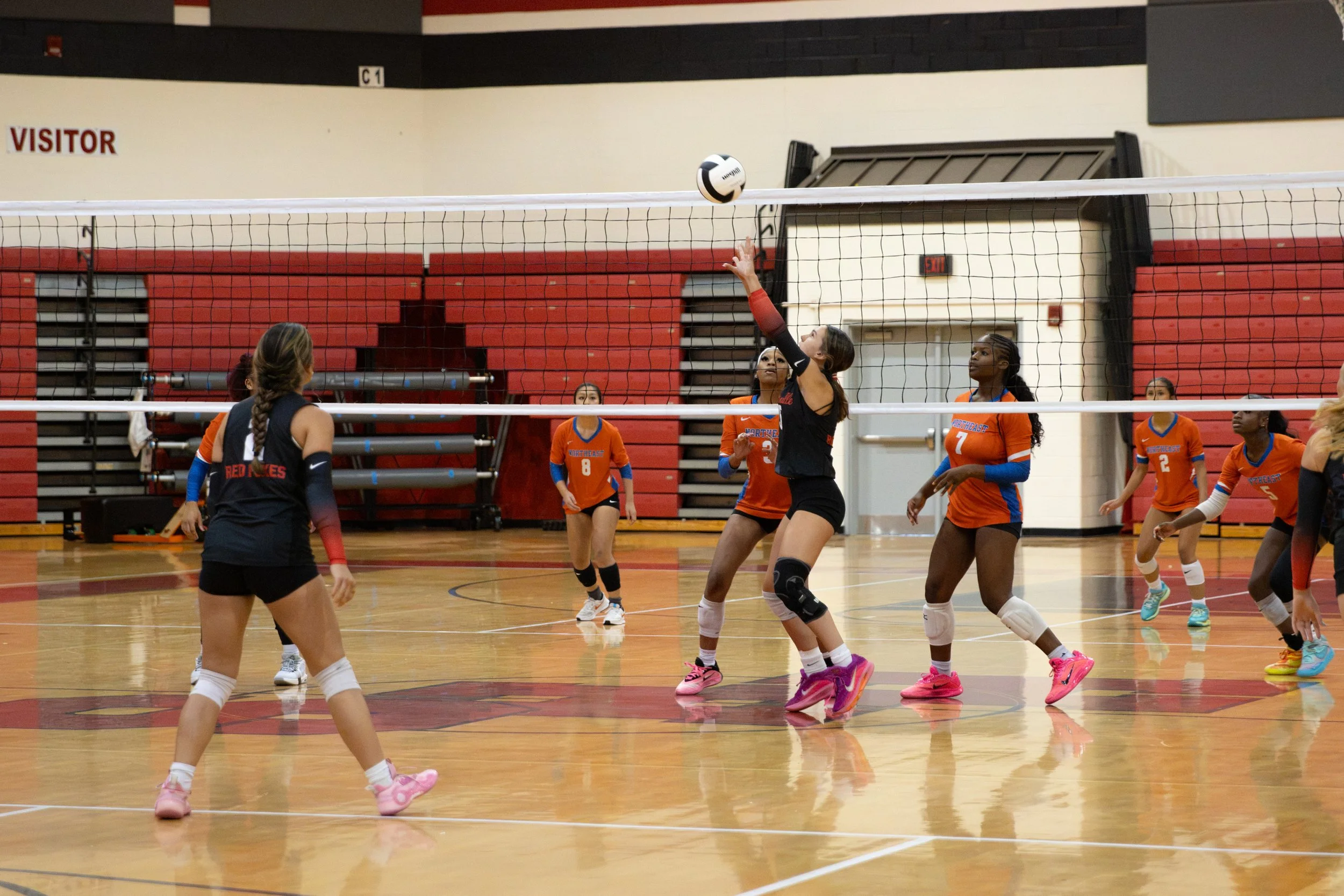 HHSvball8-14-15.jpg