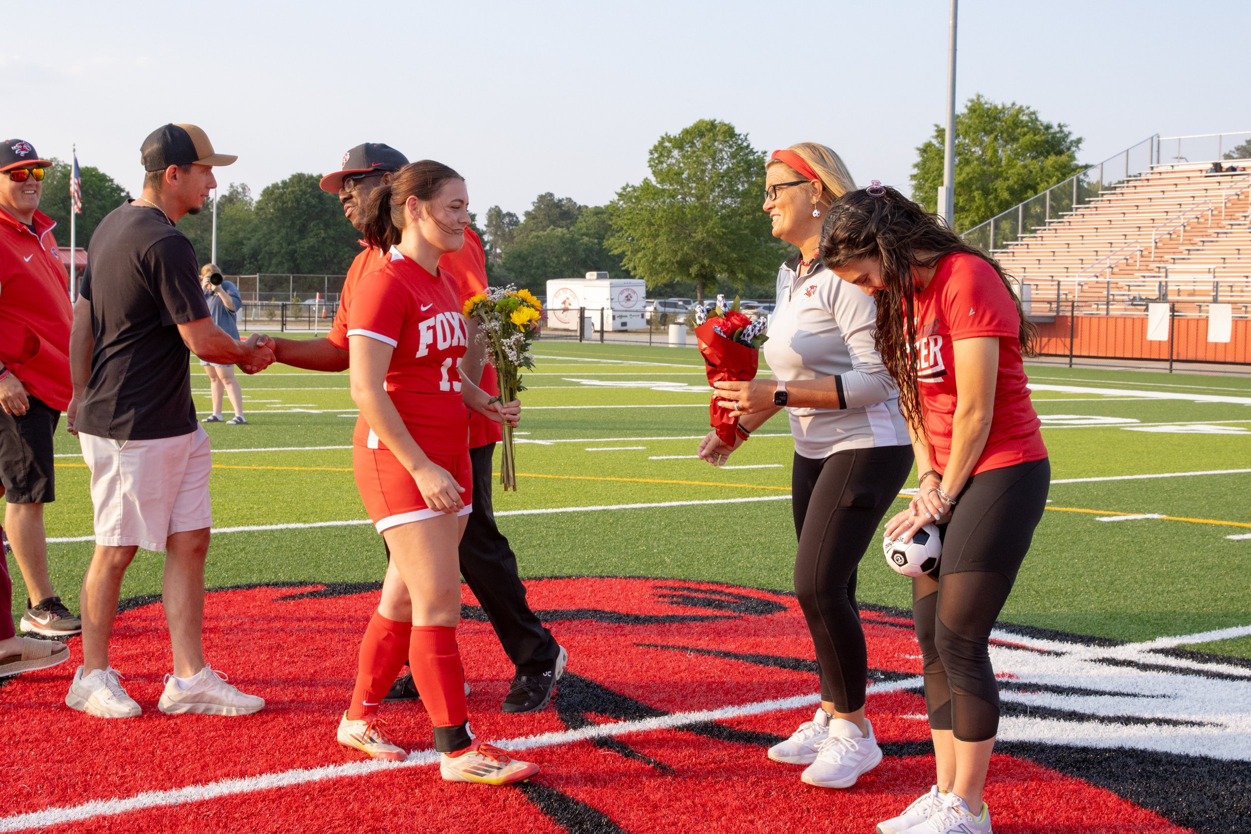 SeniorNight26-54.jpg