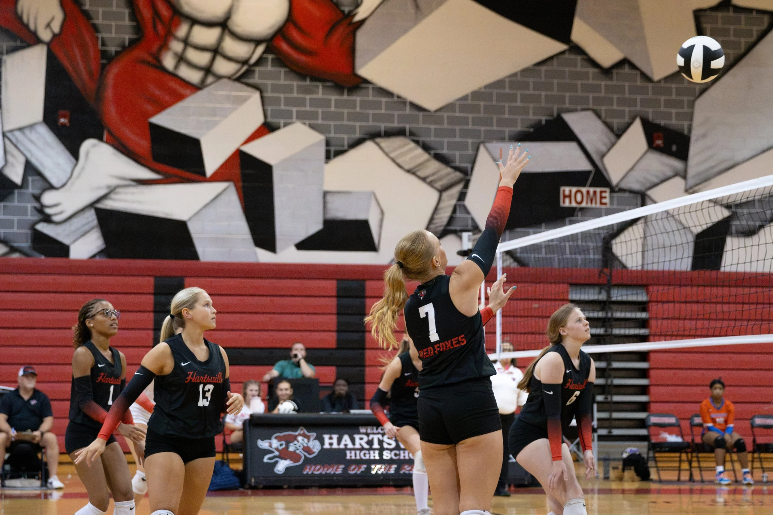 HHSvball8-14-235.jpg