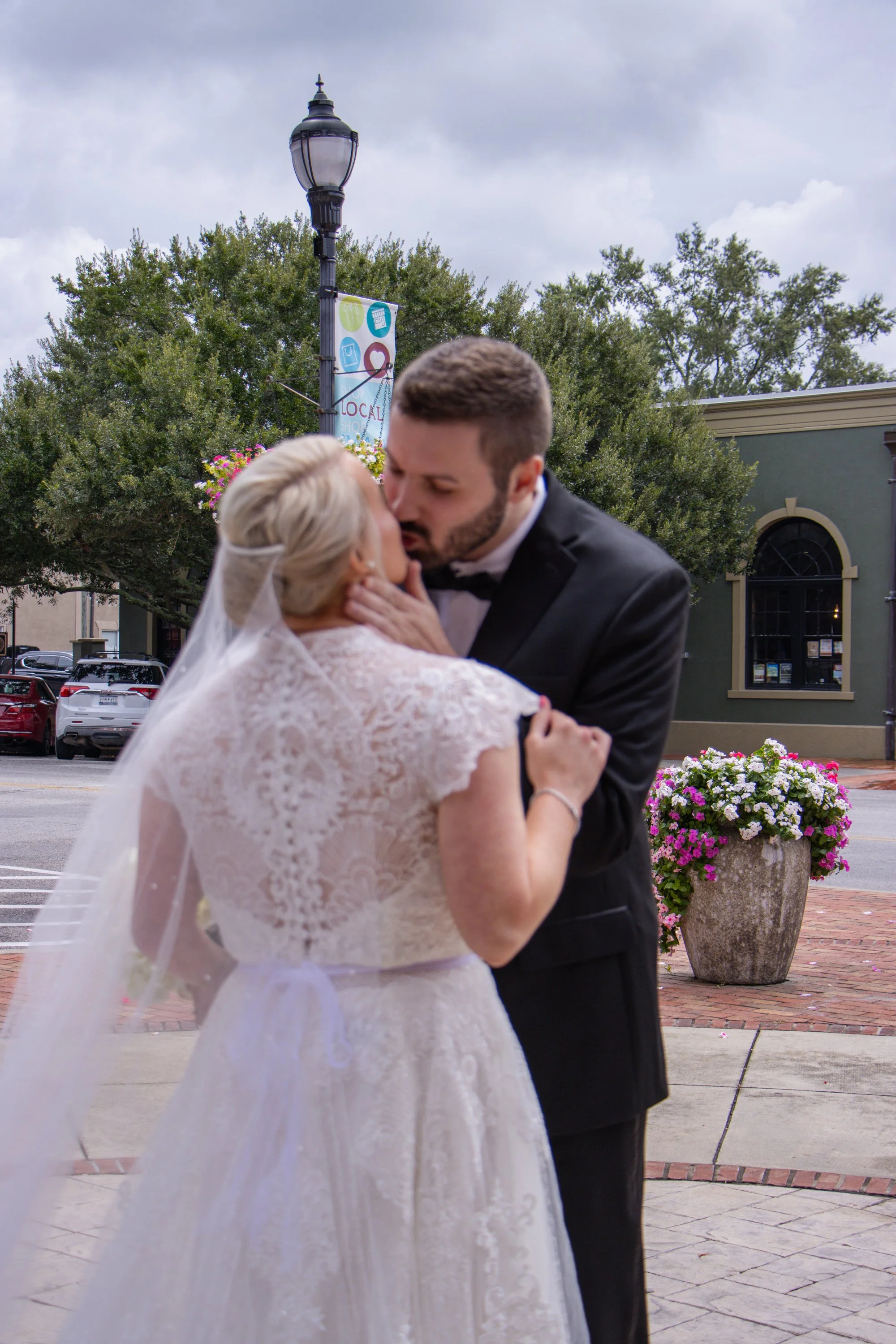 TealWeddingPt1-68.jpg
