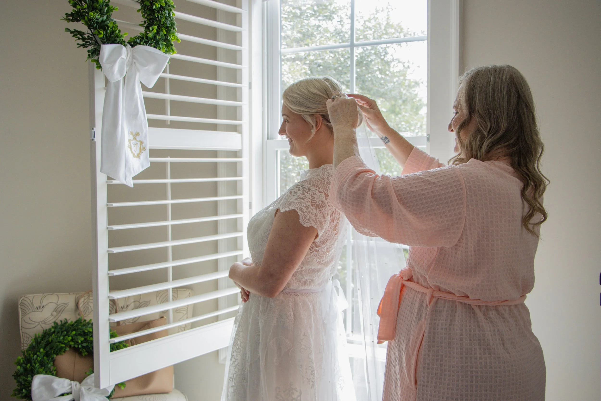 TealWeddingPt1-46.jpg