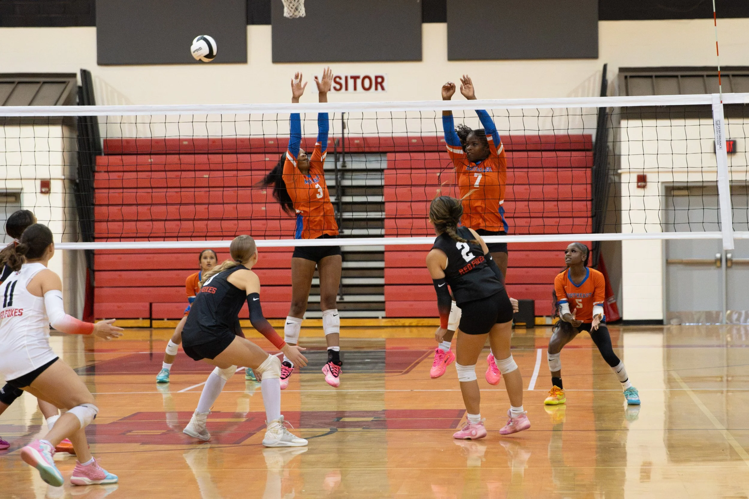 HHSvball8-14-6.jpg