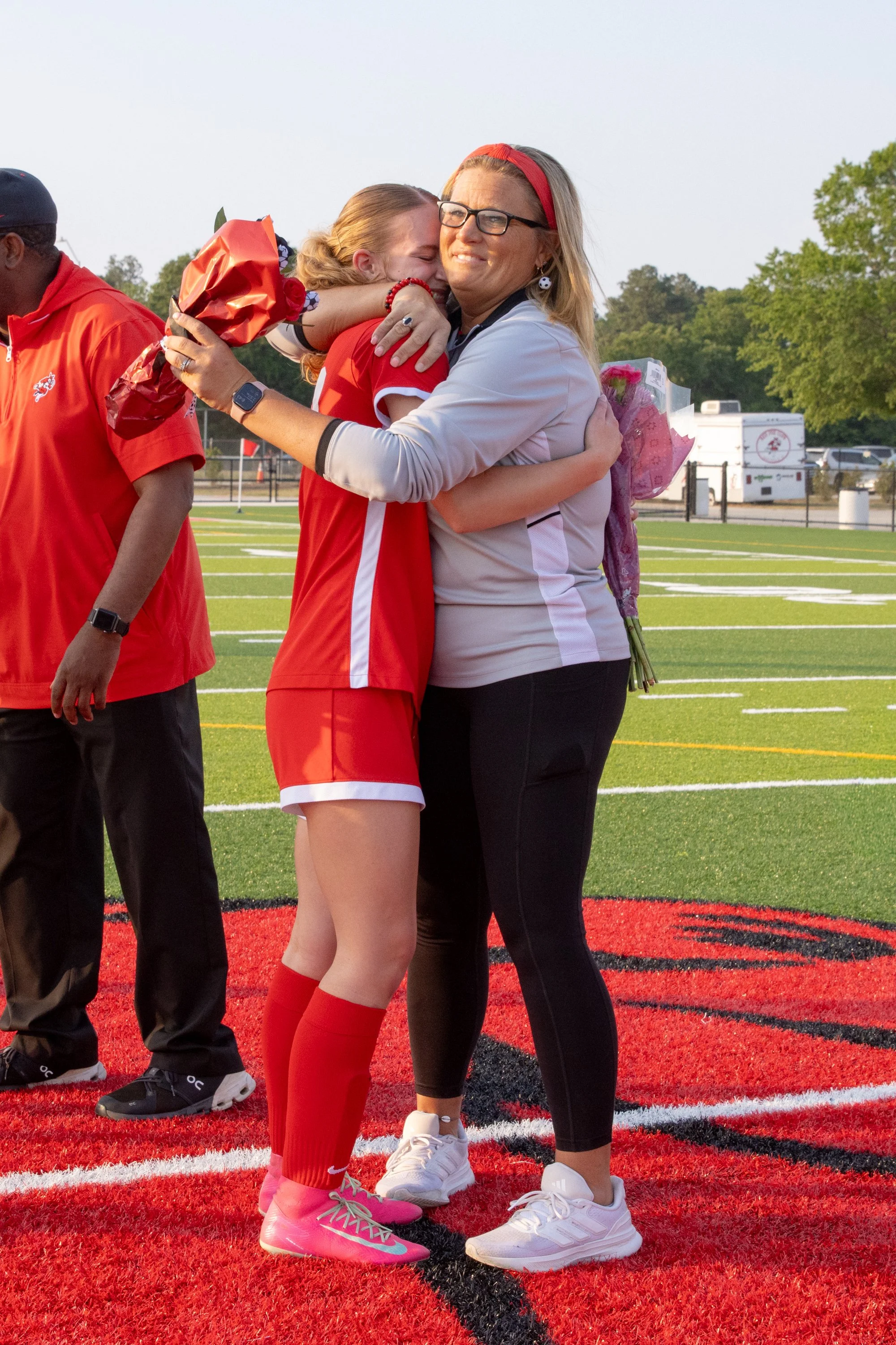 SeniorNight26-42.jpg