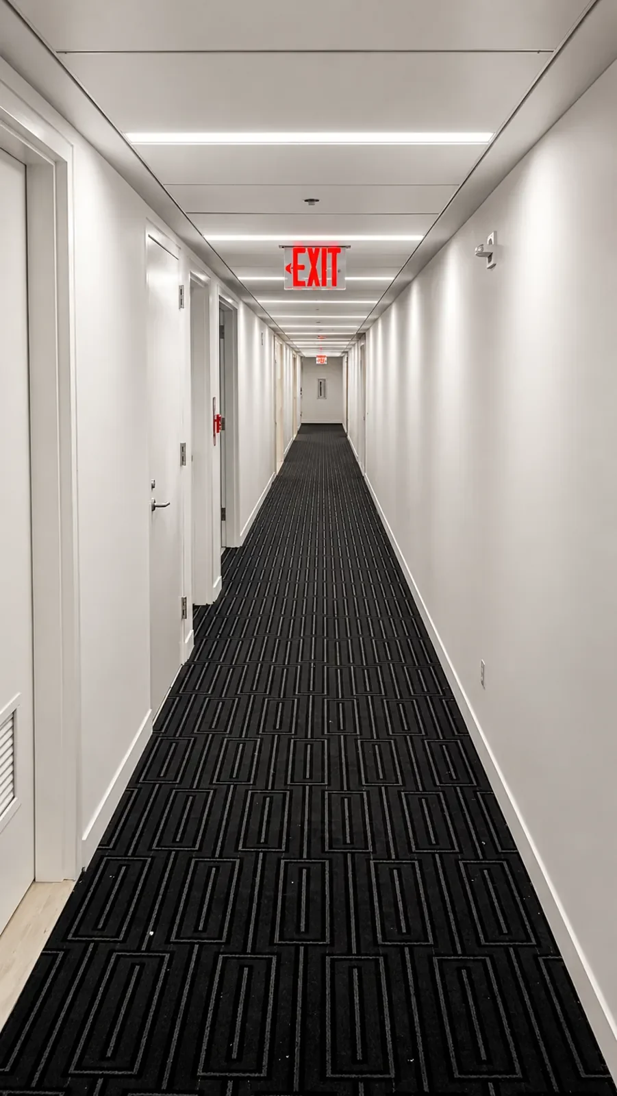 Rockefeller_Common_Hallway_portfolio.webp