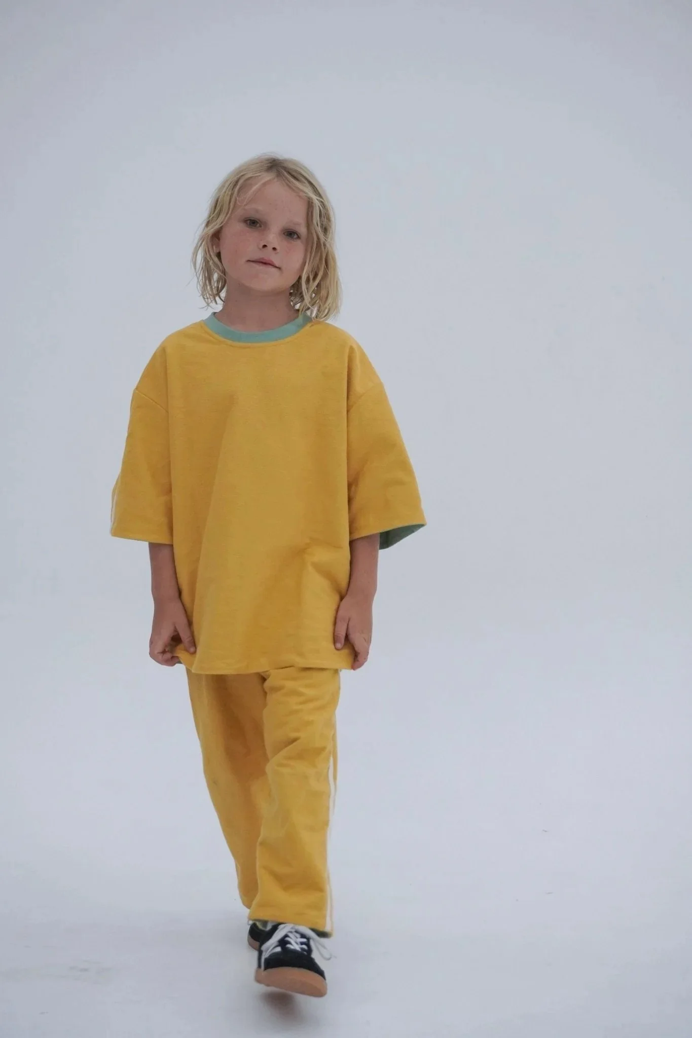 the-oc-reversible-set-bundle-dealover-25-off-3501638.jpg