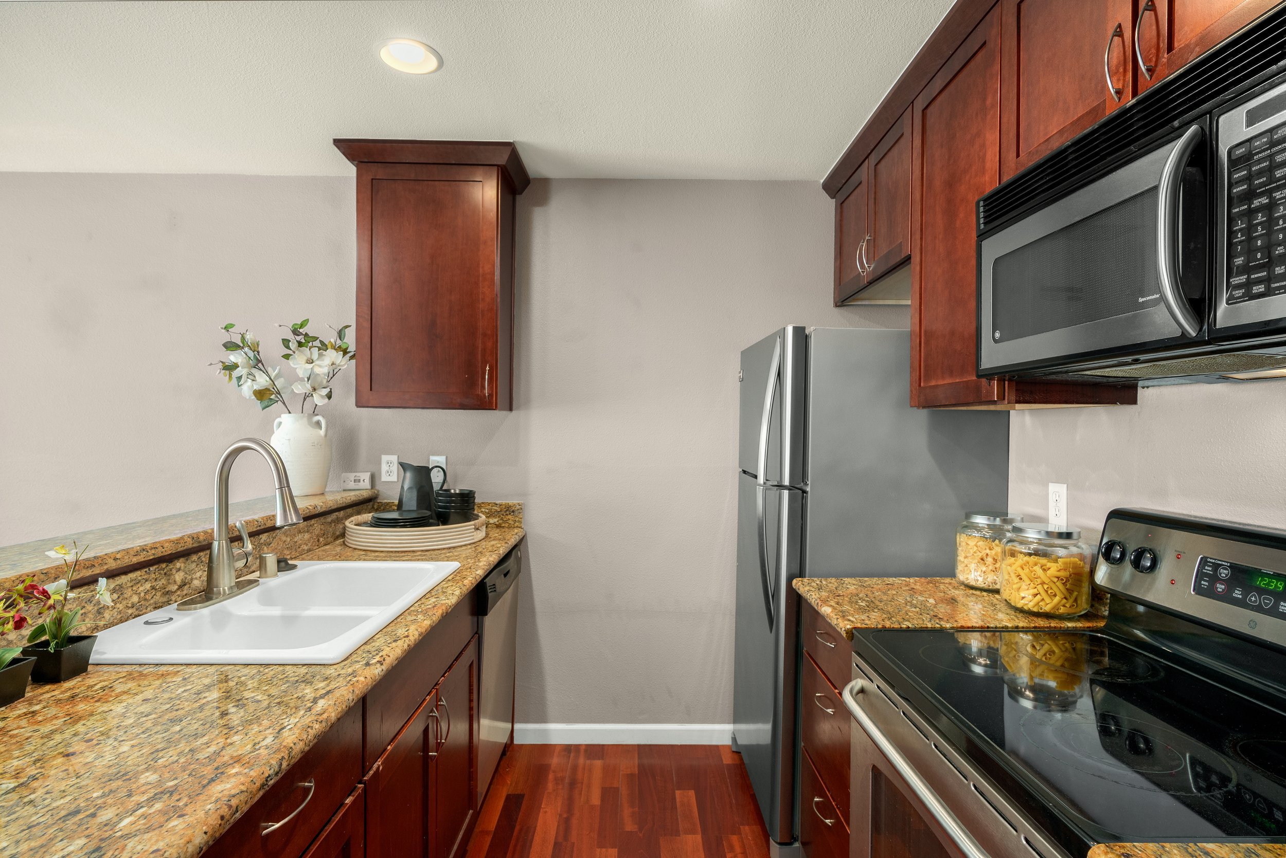 5-print-2413-nw-59th-st-unit-e201.jpg