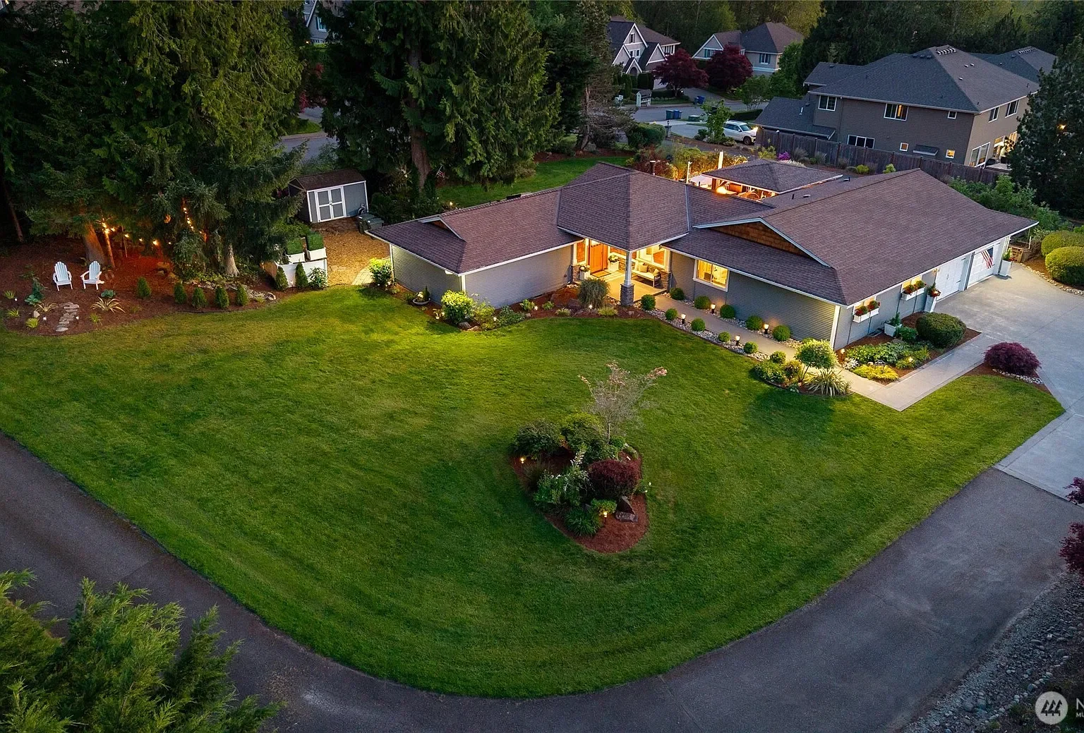 19828 SE 8th Street, Sammamish, WA 98074