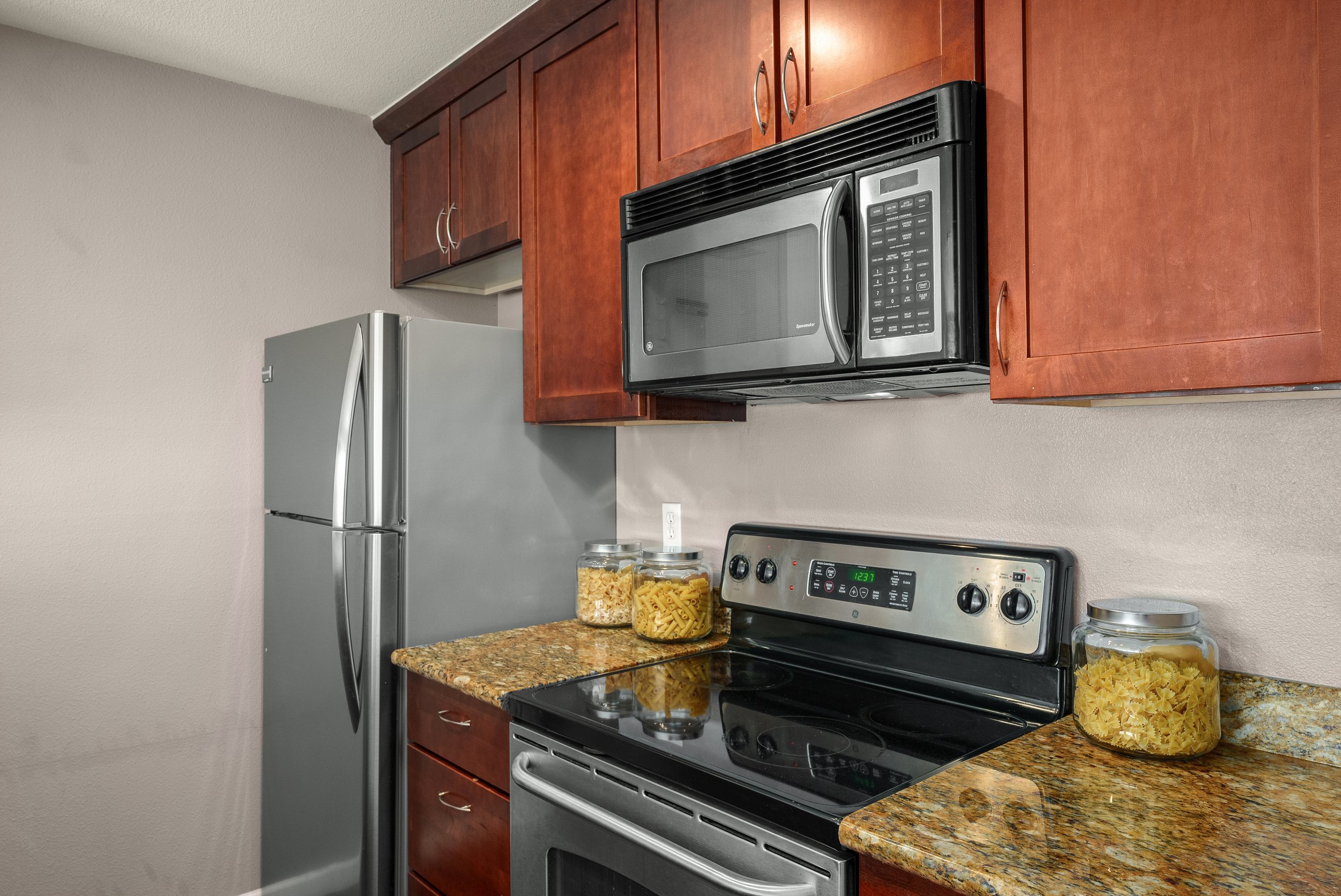 7-print-2413-nw-59th-st-unit-e201.jpg