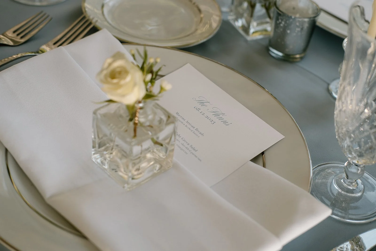 Wedding at The Highlands, Shoreline, WA — planned by Gordon Duo Weddings, photography by Nicole Gange Photography