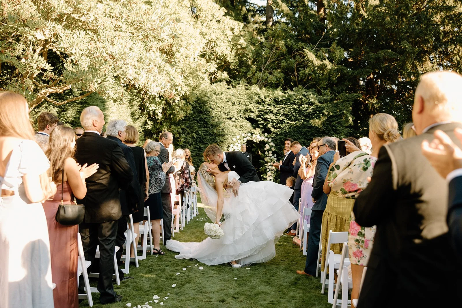 Wedding at The Highlands, Shoreline, WA — planned by Gordon Duo Weddings, photography by Nicole Gange Photography