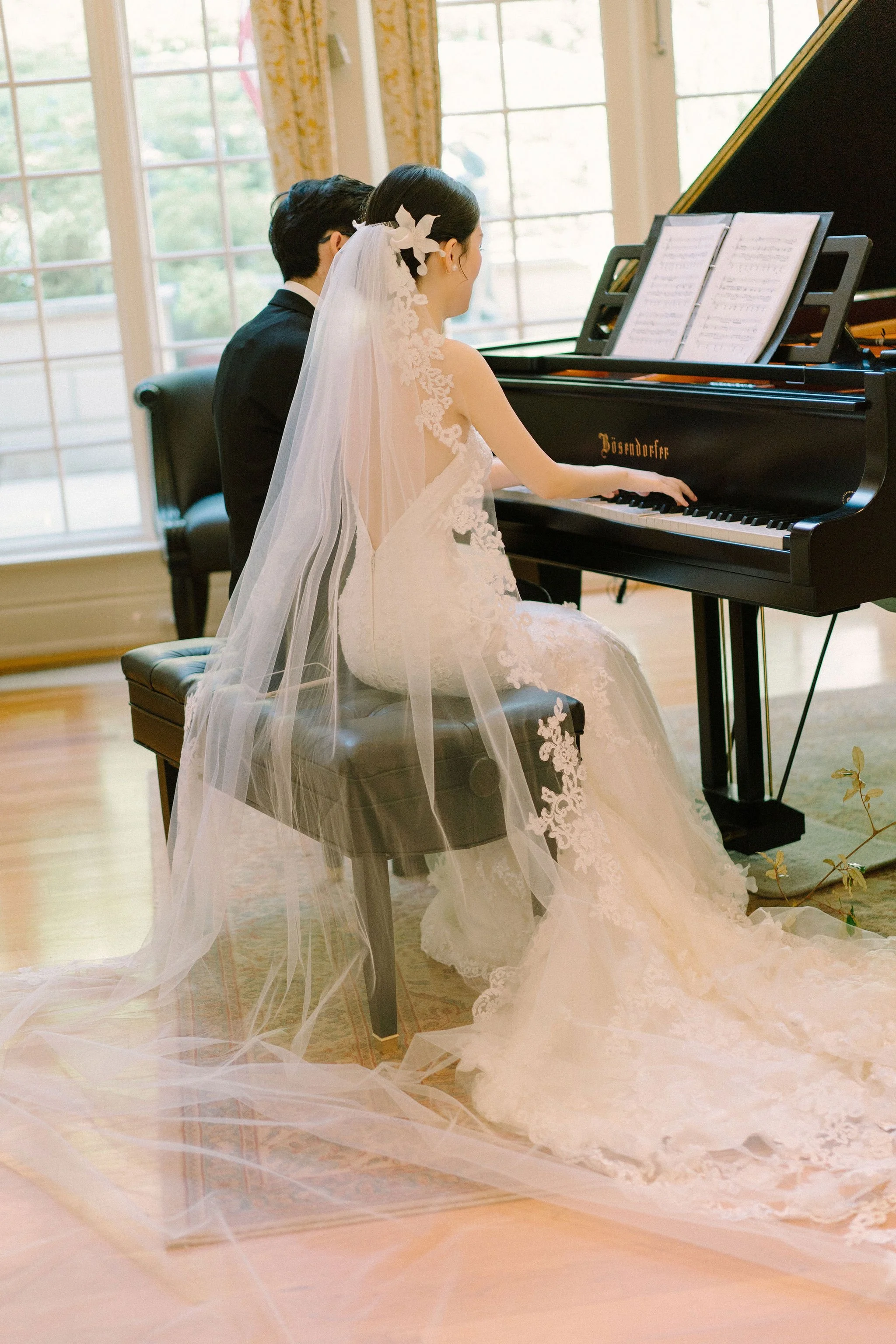 Seattle wedding planner — private residence home wedding Edmonds WA, Gordon Duo Weddings