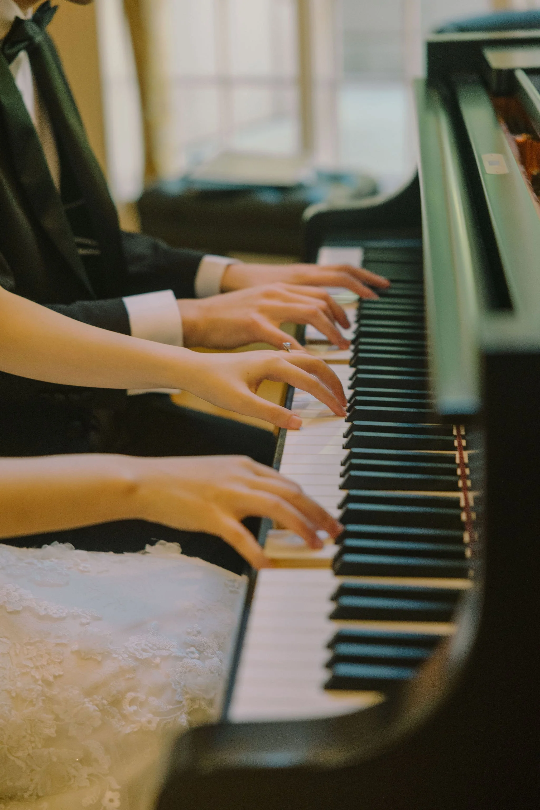 Seattle wedding planner — private residence home wedding Edmonds WA, Gordon Duo Weddings
