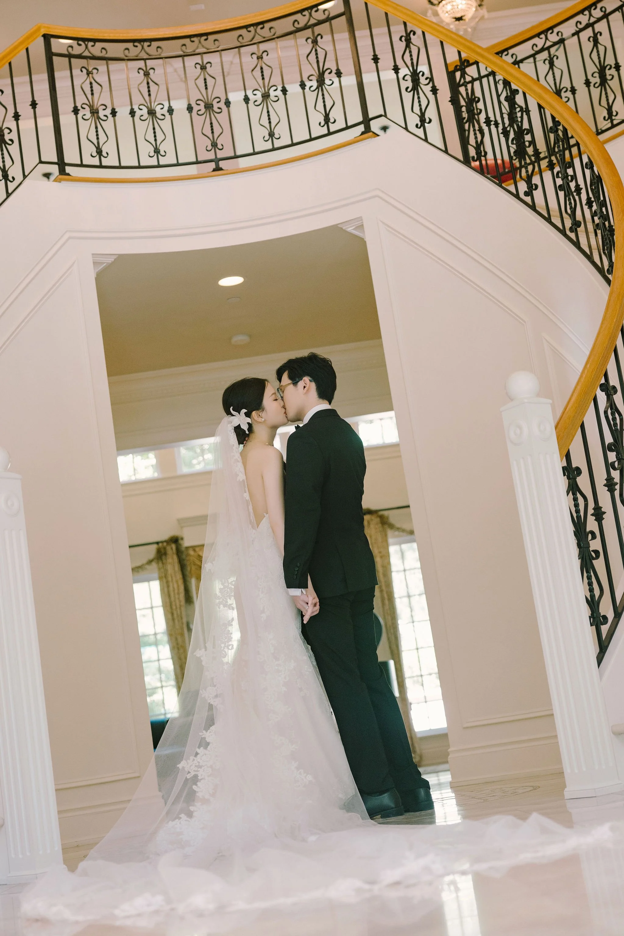 Seattle wedding planner — private residence home wedding Edmonds WA, Gordon Duo Weddings